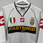 Shop 2002/03 JUVENTUS DEL PIERO #10 AWAY SHIRT (XL) LOTTO, classic football shirts, vintage football shirts & retro soccer jerseys at Cult Kits