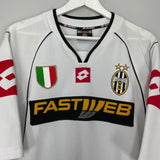Shop 2002/03 JUVENTUS DEL PIERO #10 AWAY SHIRT (XL) LOTTO, classic football shirts, vintage football shirts & retro soccer jerseys at Cult Kits