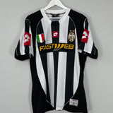 Shop 2002/03 JUVENTUS DEL PIERO #10 HOME SHIRT (L) LOTTO, classic football shirts, vintage football shirts & retro soccer jerseys at Cult Kits