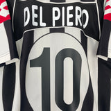 Shop 2002/03 JUVENTUS DEL PIERO #10 HOME SHIRT (L) LOTTO, classic football shirts, vintage football shirts & retro soccer jerseys at Cult Kits