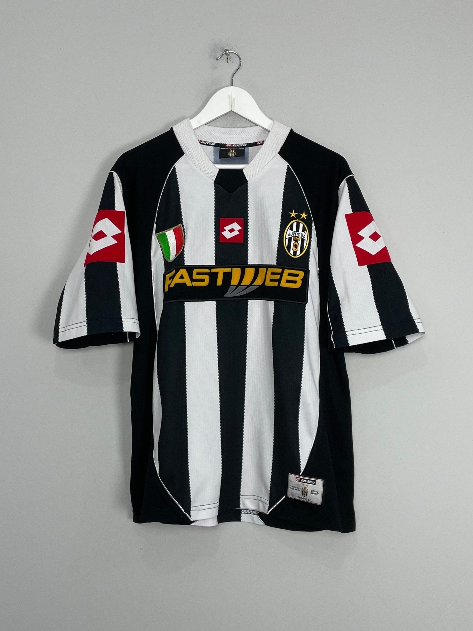 Shop 2002/03 JUVENTUS DEL PIERO #10 HOME SHIRT (M) LOTTO, classic football shirts, vintage football shirts & retro soccer jerseys at Cult Kits