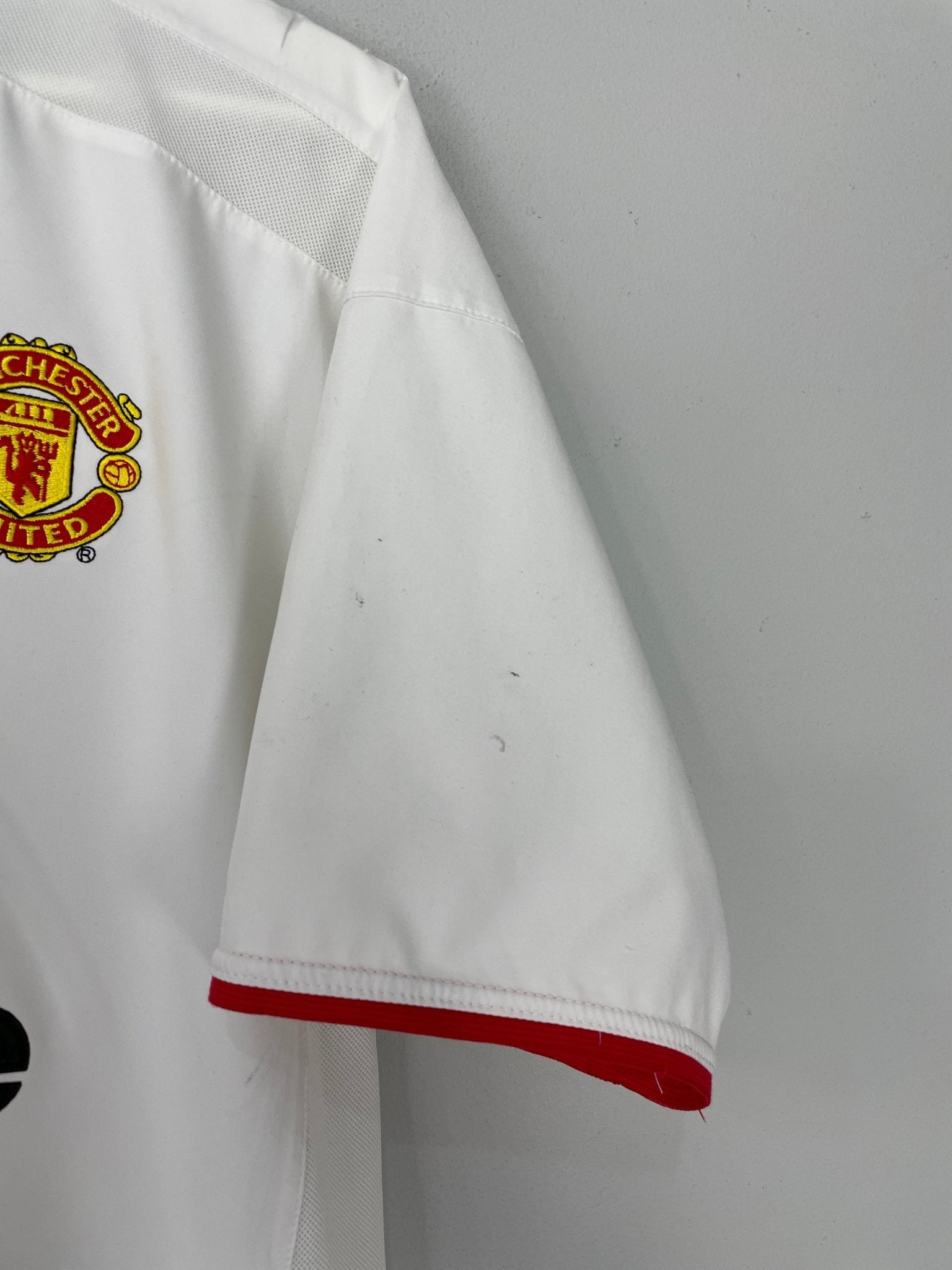 Shop 2002/03 MANCHESTER UNITED BECKHAM #7 AWAY SHIRT (M) NIKE, classic football shirts, vintage football shirts & retro soccer jerseys at Cult Kits