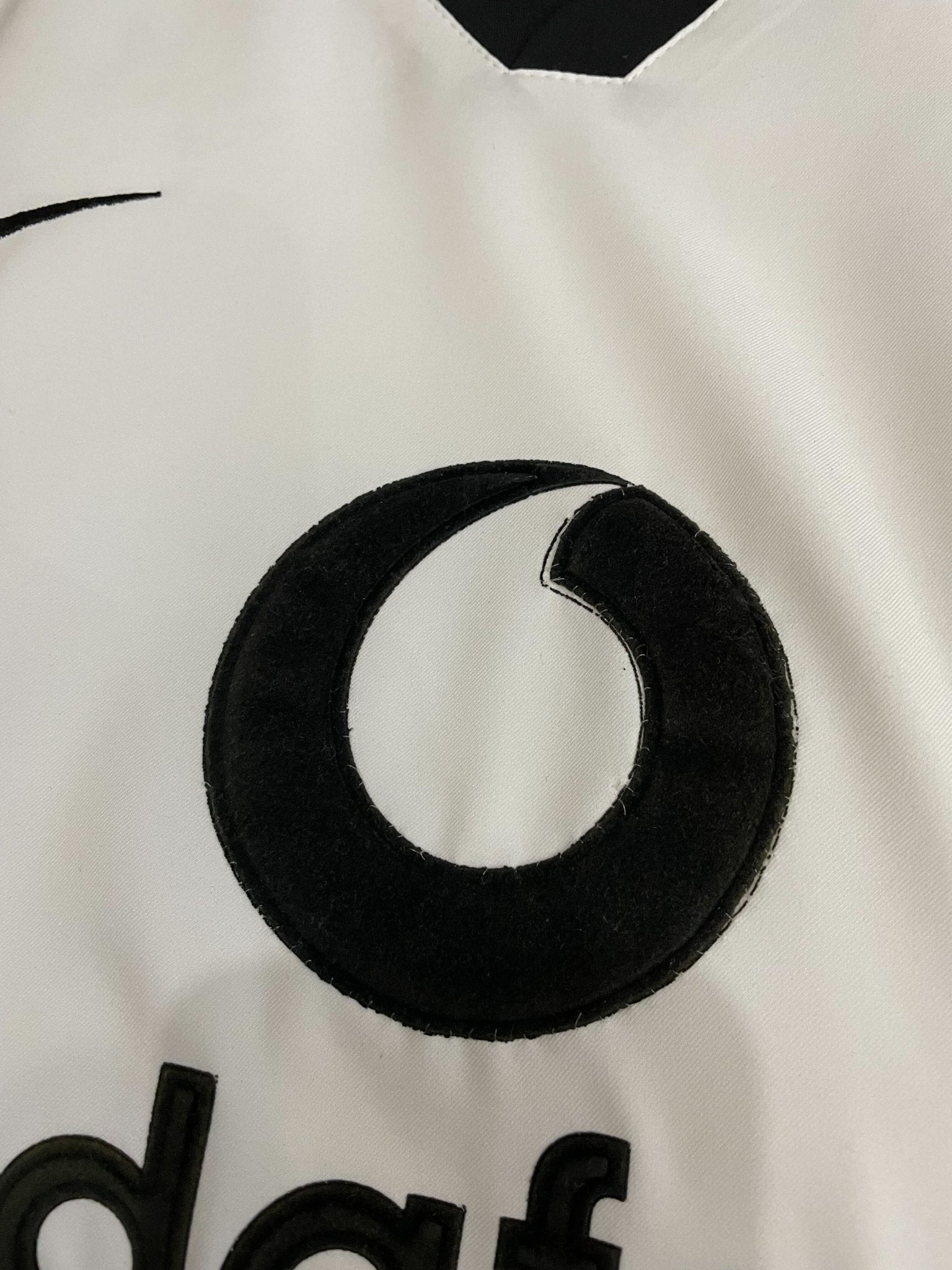 Shop 2002/03 MANCHESTER UNITED BECKHAM #7 AWAY SHIRT (M) NIKE, classic football shirts, vintage football shirts & retro soccer jerseys at Cult Kits