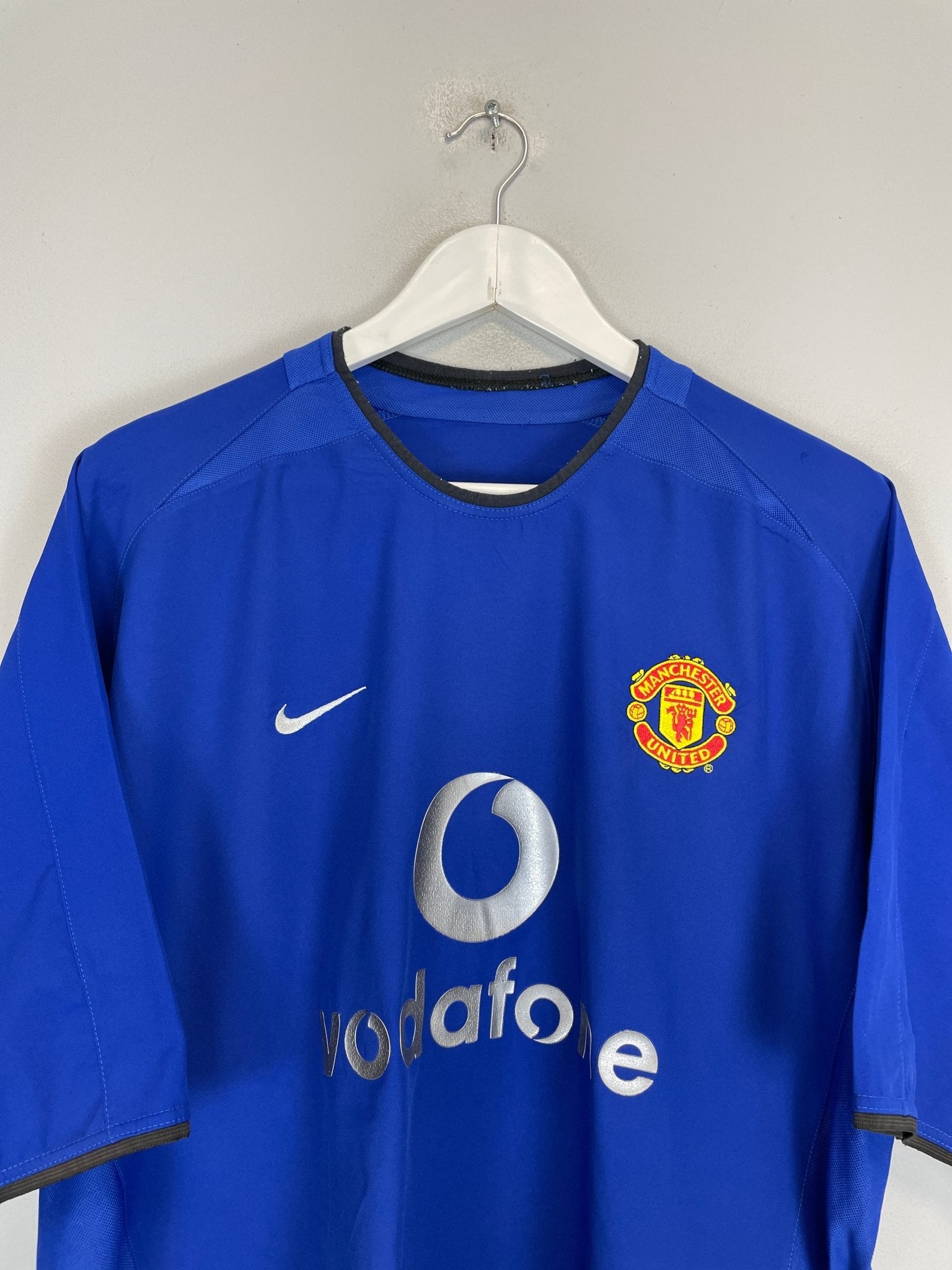 Shop 2002/03 MANCHESTER UNITED BECKHAM #7 AWAY SHIRT (XL) NIKE, classic football shirts, vintage football shirts & retro soccer jerseys at Cult Kits