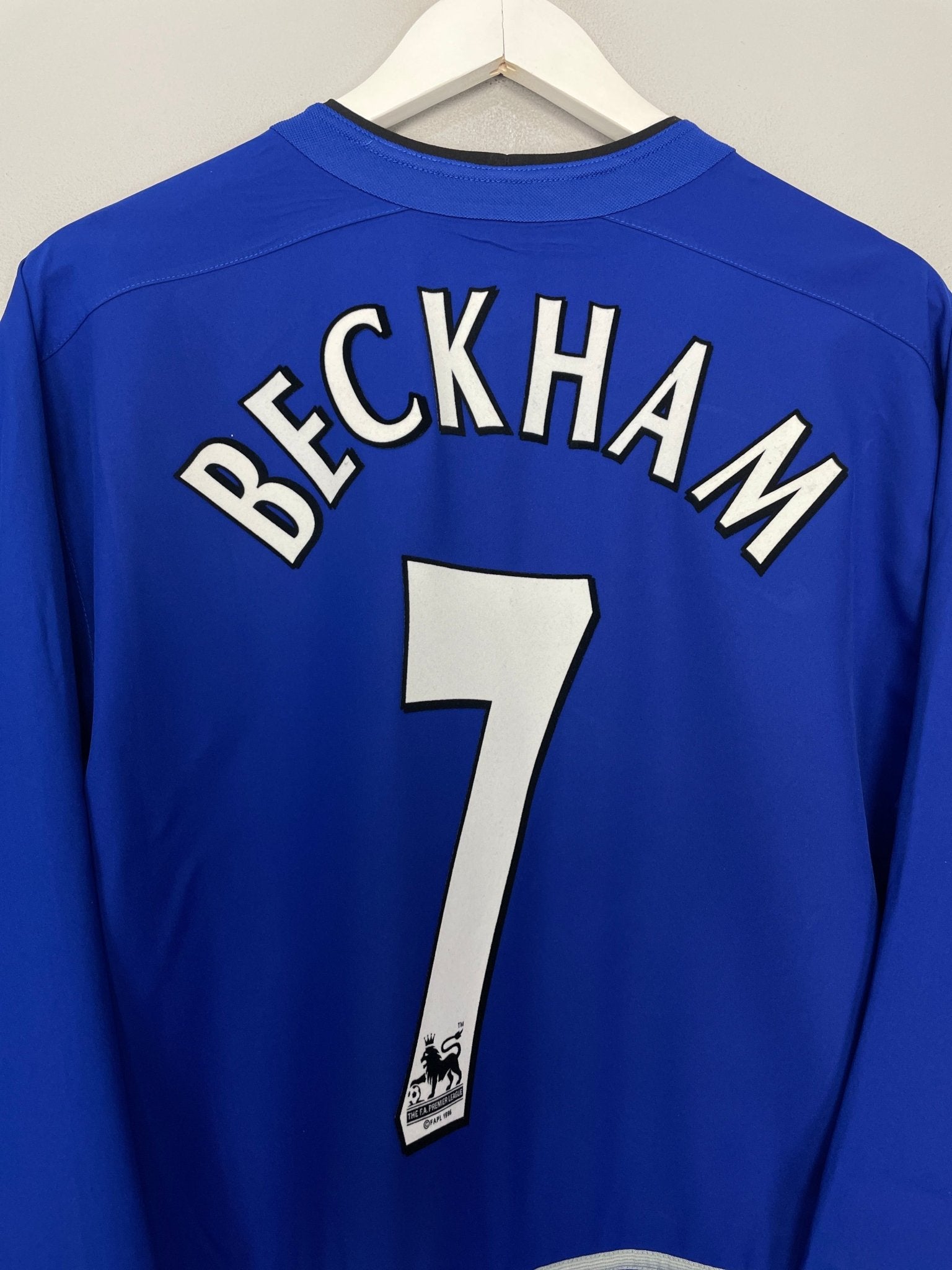 Shop 2002/03 MANCHESTER UNITED BECKHAM #7 L/S THIRD SHIRT (L) NIKE, classic football shirts, vintage football shirts & retro soccer jerseys at Cult Kits