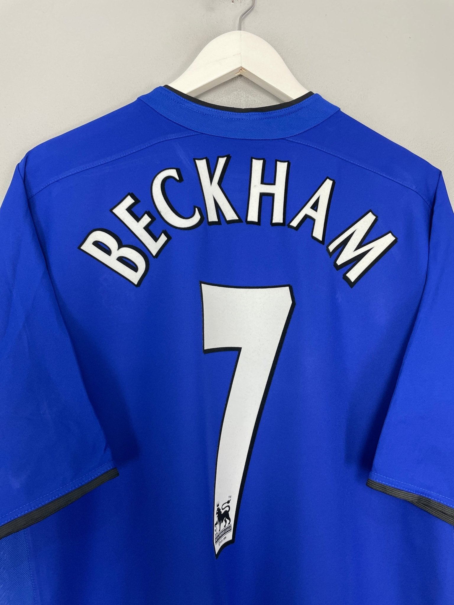 Shop 2002/03 MANCHESTER UNITED BECKHAM #7 THIRD SHIRT (XL) NIKE, classic football shirts, vintage football shirts & retro soccer jerseys at Cult Kits