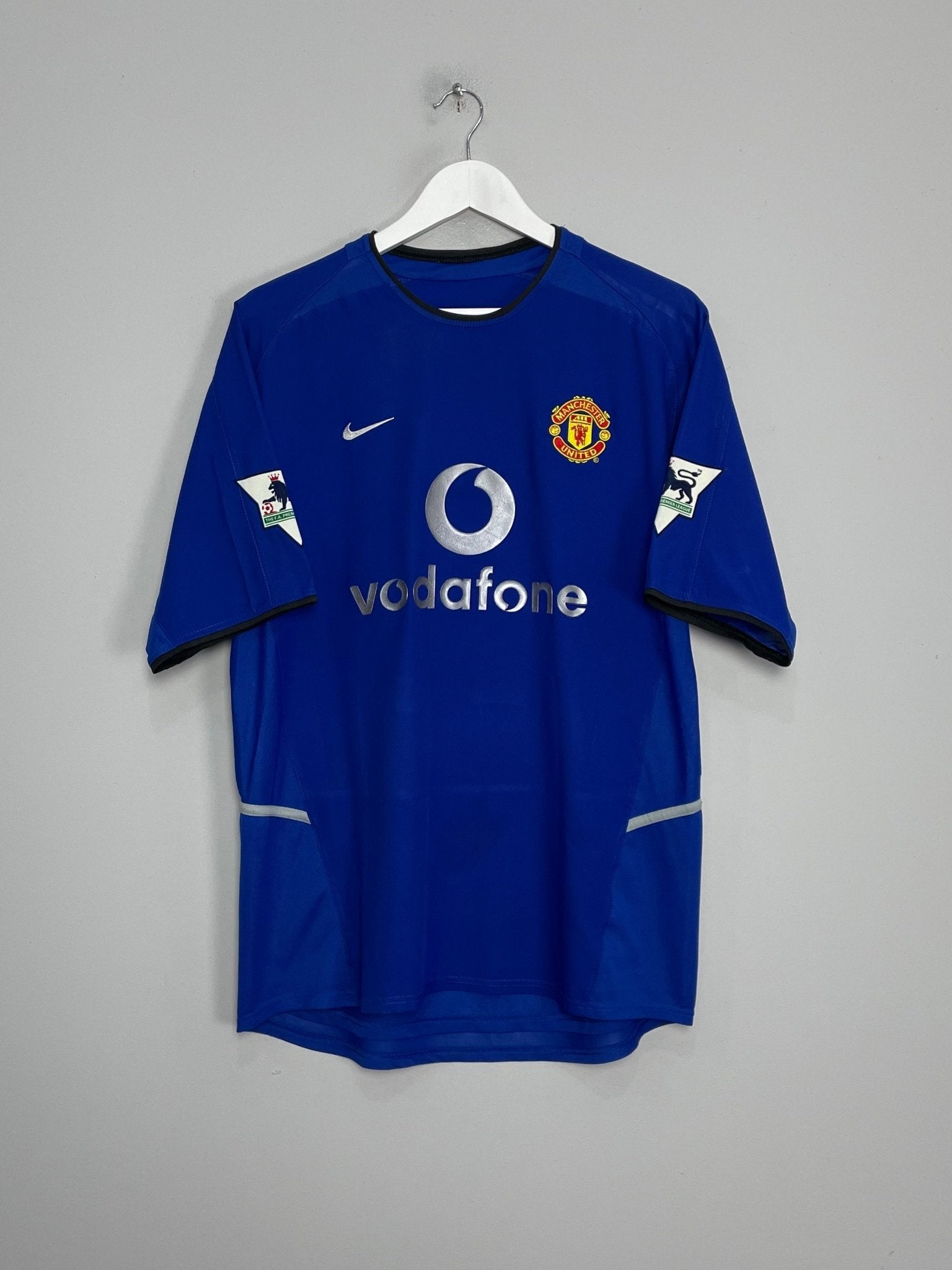 Shop 2002/03 MANCHESTER UNITED KEANE #16 THIRD SHIRT (M) NIKE, classic football shirts, vintage football shirts & retro soccer jerseys at Cult Kits