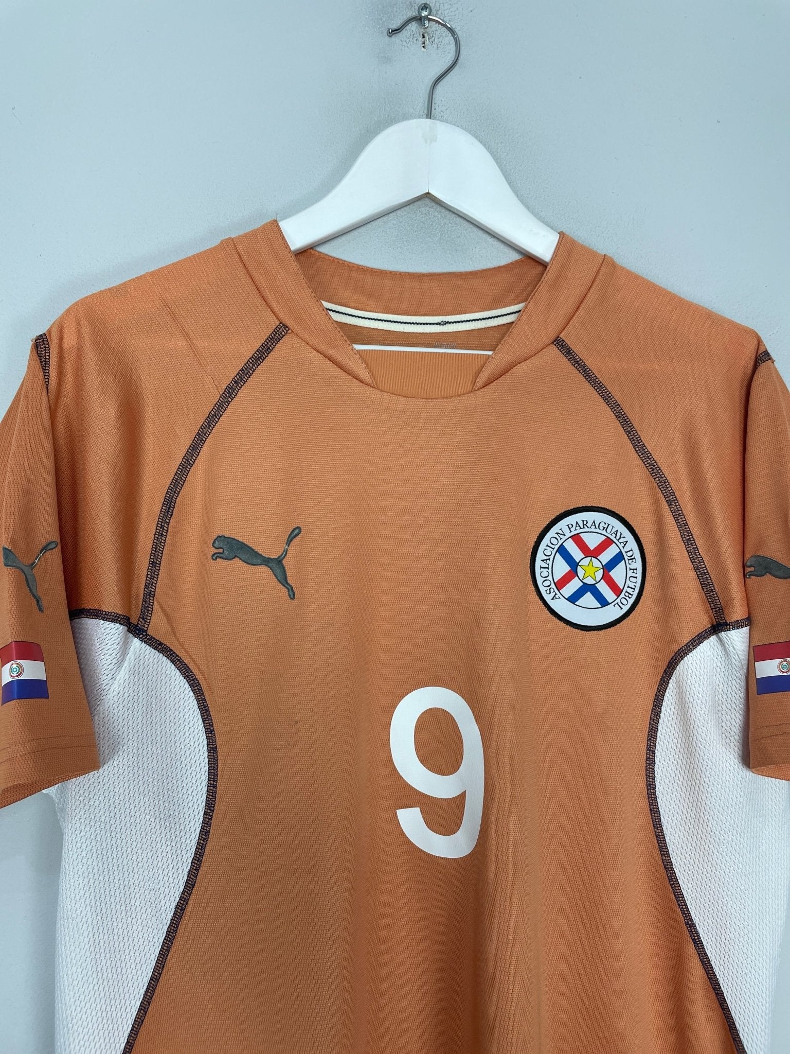 Shop 2002/03 PARAGUAY SANTA CRUZ #9 AWAY SHIRT (M) PUMA, classic football shirts, vintage football shirts & retro soccer jerseys at Cult Kits