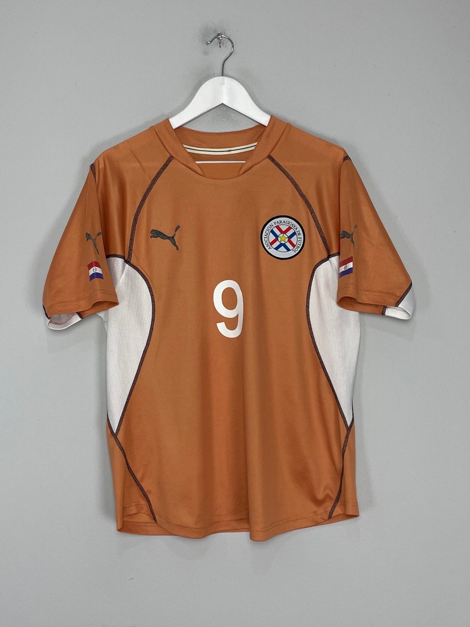 Shop 2002/03 PARAGUAY SANTA CRUZ #9 AWAY SHIRT (M) PUMA, classic football shirts, vintage football shirts & retro soccer jerseys at Cult Kits