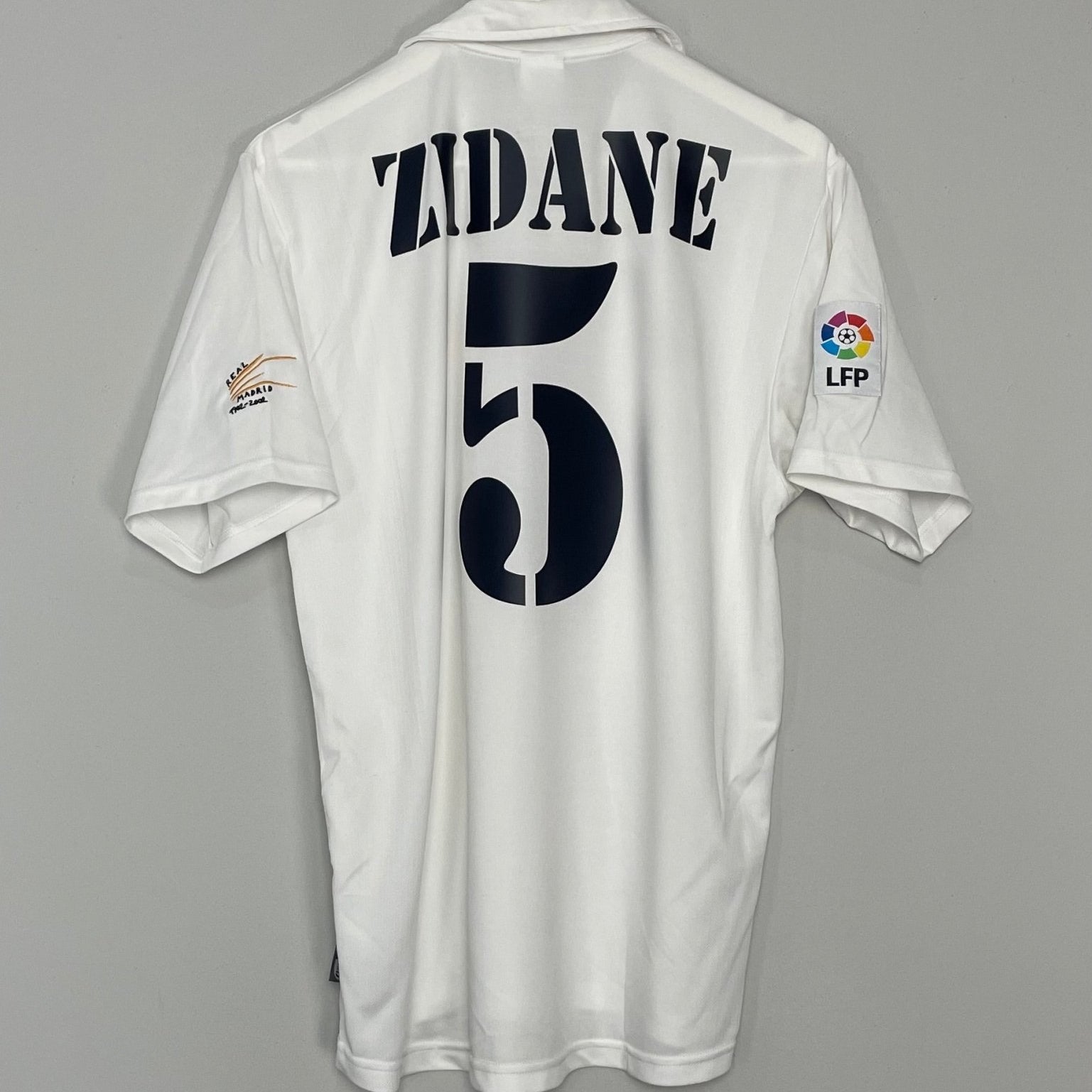 Shop 2002/03 REAL MADRID ZIDANE #5 *CENTENARY* HOME SHIRT (M) ADIDAS, classic football shirts, vintage football shirts & retro soccer jerseys at Cult Kits
