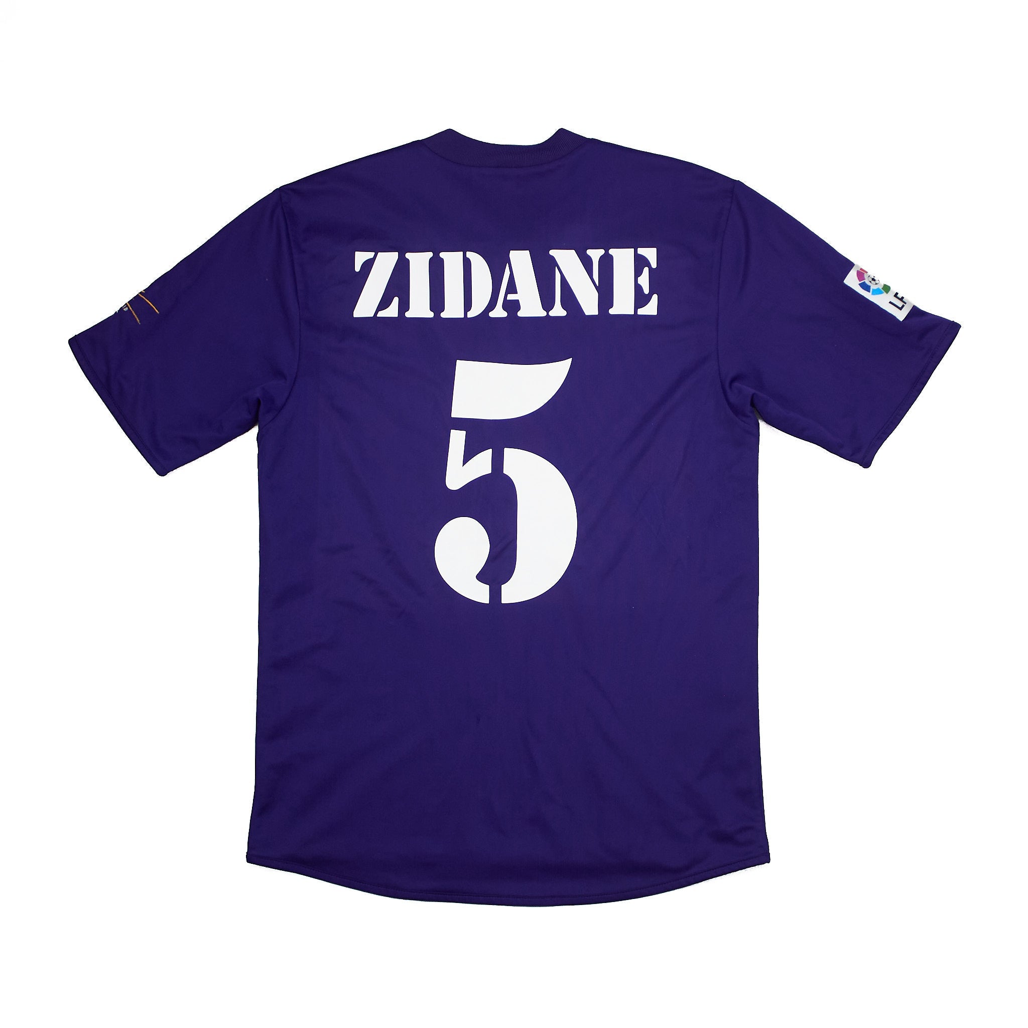 Buy 2002/03 Real Madrid Zidane 5 Centenary Third Shirt (M) Adidas ~ Free worldwide shipping ~ Authentic Vintage Football Shirts from Cult Kits