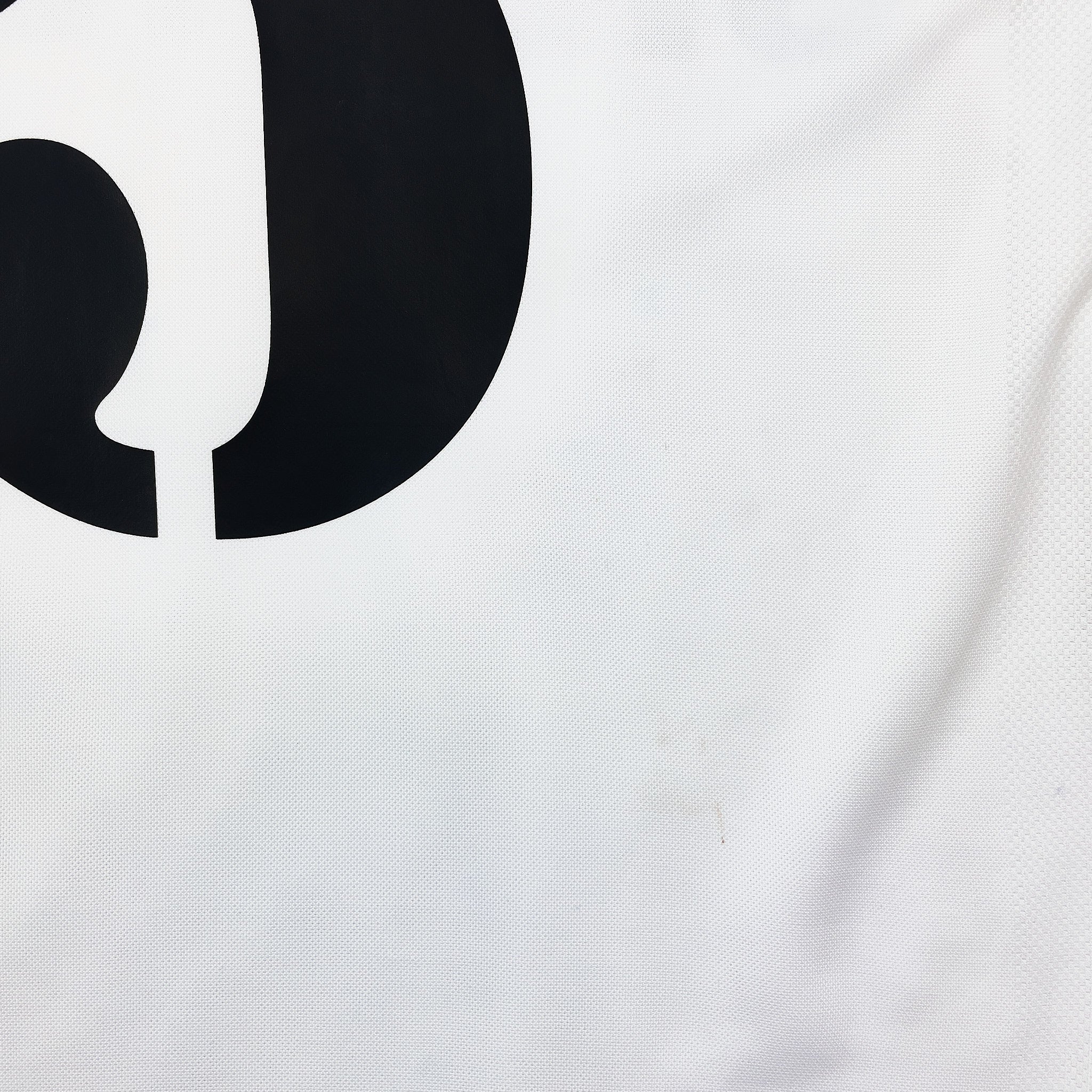 Buy 2002/03 Real Madrid Zidane 5 C/L Centenary Home Shirt (M) Adidas ~ Free worldwide shipping ~ Authentic Vintage Football Shirts from Cult Kits