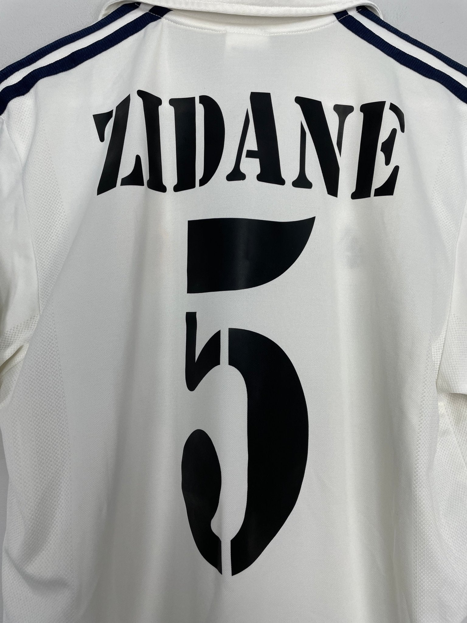 Shop 2002/03 REAL MADRID ZIDANE #5 C/L HOME SHIRT (S) ADIDAS, classic football shirts, vintage football shirts & retro soccer jerseys at Cult Kits