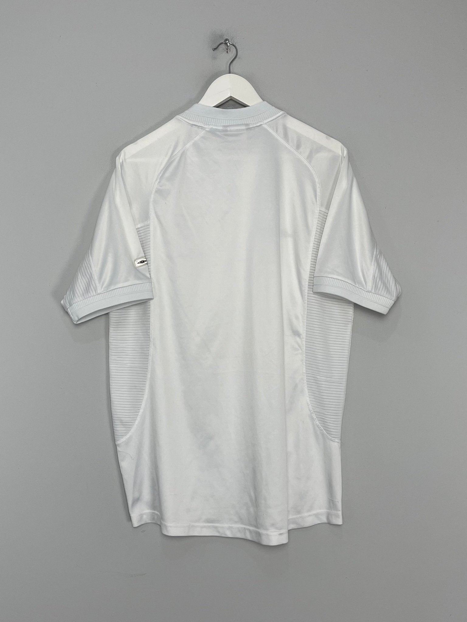 Shop 2002/03 SANTOS HOME SHIRT (L) UMBRO, classic football shirts, vintage football shirts & retro soccer jerseys at Cult Kits