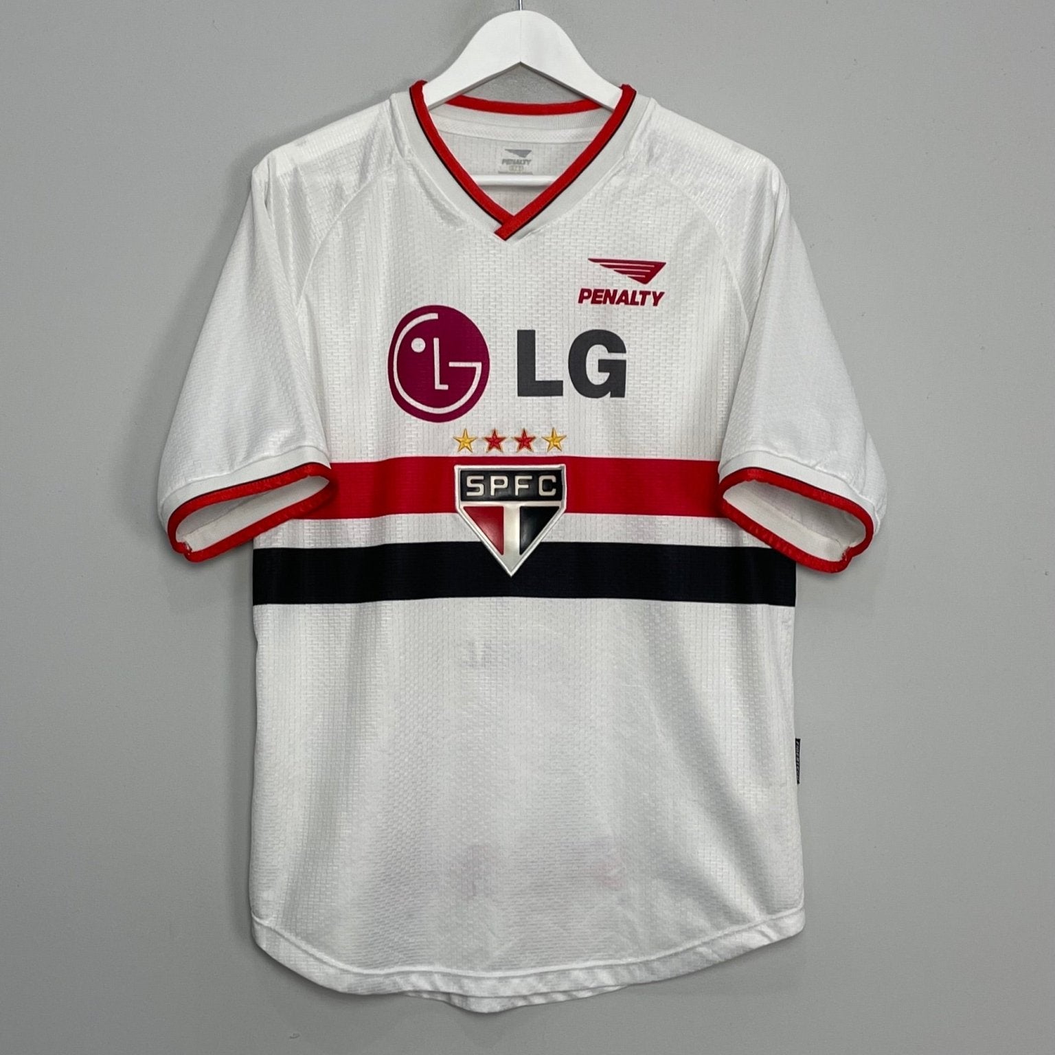 Shop 2002/03 SAO PAULO #8 HOME SHIRT (L) PENALTY, classic football shirts, vintage football shirts & retro soccer jerseys at Cult Kits