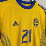 Shop 2002/03 SWEDEN IBRAHIMOVIC #21 HOME SHIRT (L) ADIDAS, classic football shirts, vintage football shirts & retro soccer jerseys at Cult Kits