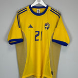 2002/03 SWEDEN IBRAHIMOVIC 21 HOME SHIRT (L) ADIDAS - Cult Kits - Large - Buy Vintage Football Shirts, Authentic Retro Football Shirts For Sale, Classic Football Shirts & Soccer Jersey