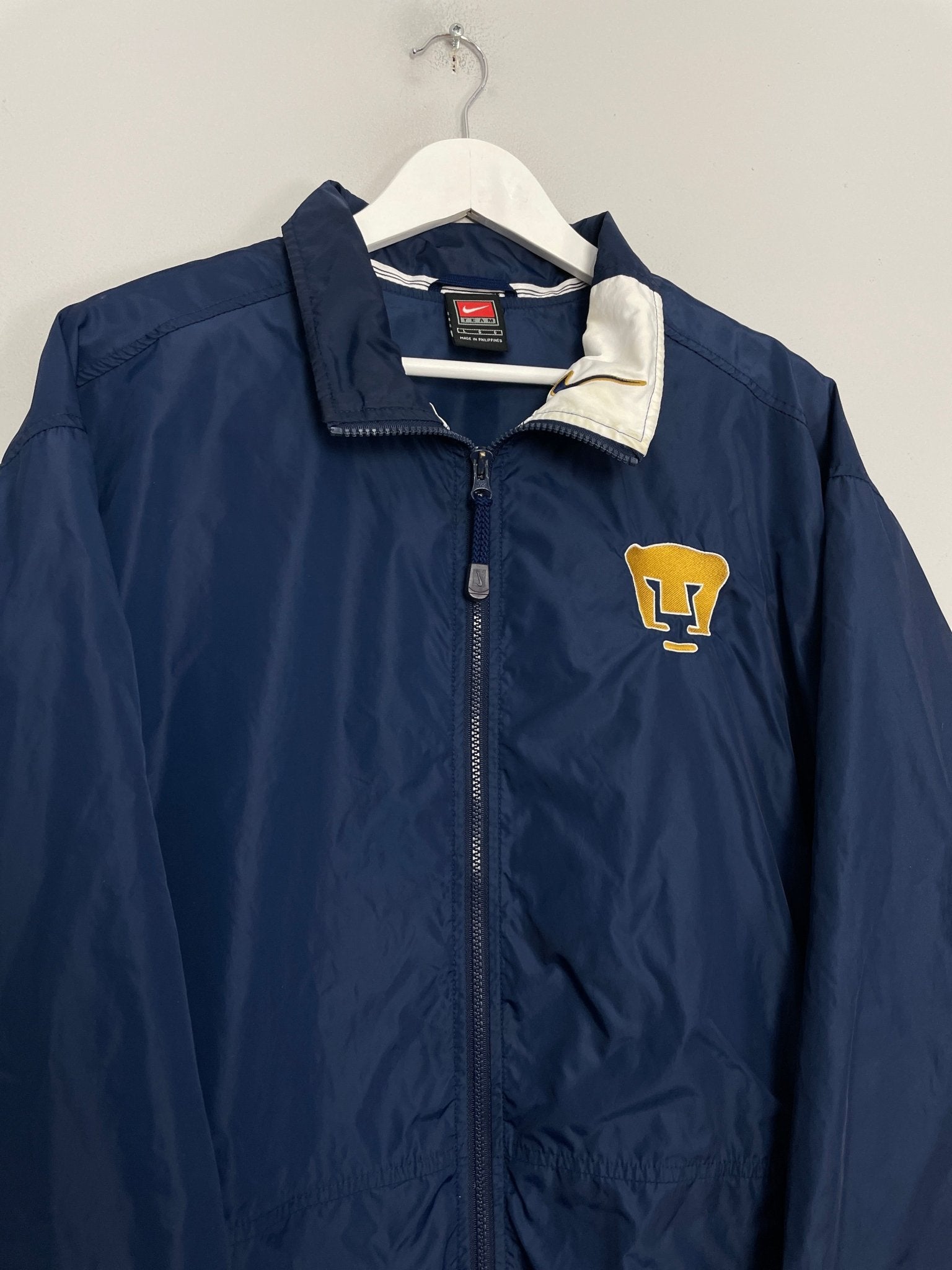 Shop 2002/03 UNAM PUMAS TRACK JACKET (L) NIKE, classic football shirts, vintage football shirts & retro soccer jerseys at Cult Kits