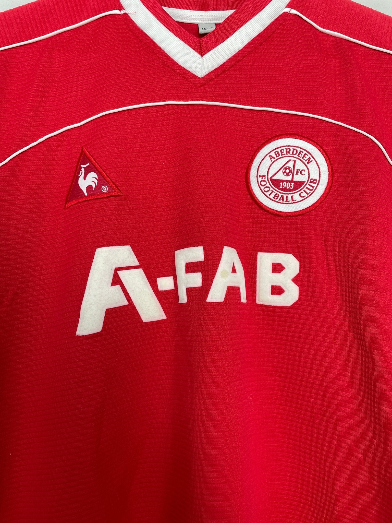 Shop 2002/04 ABERDEEN HOME SHIRT (M.KIDS) LE COQ, classic football shirts, vintage football shirts & retro soccer jerseys at Cult Kits