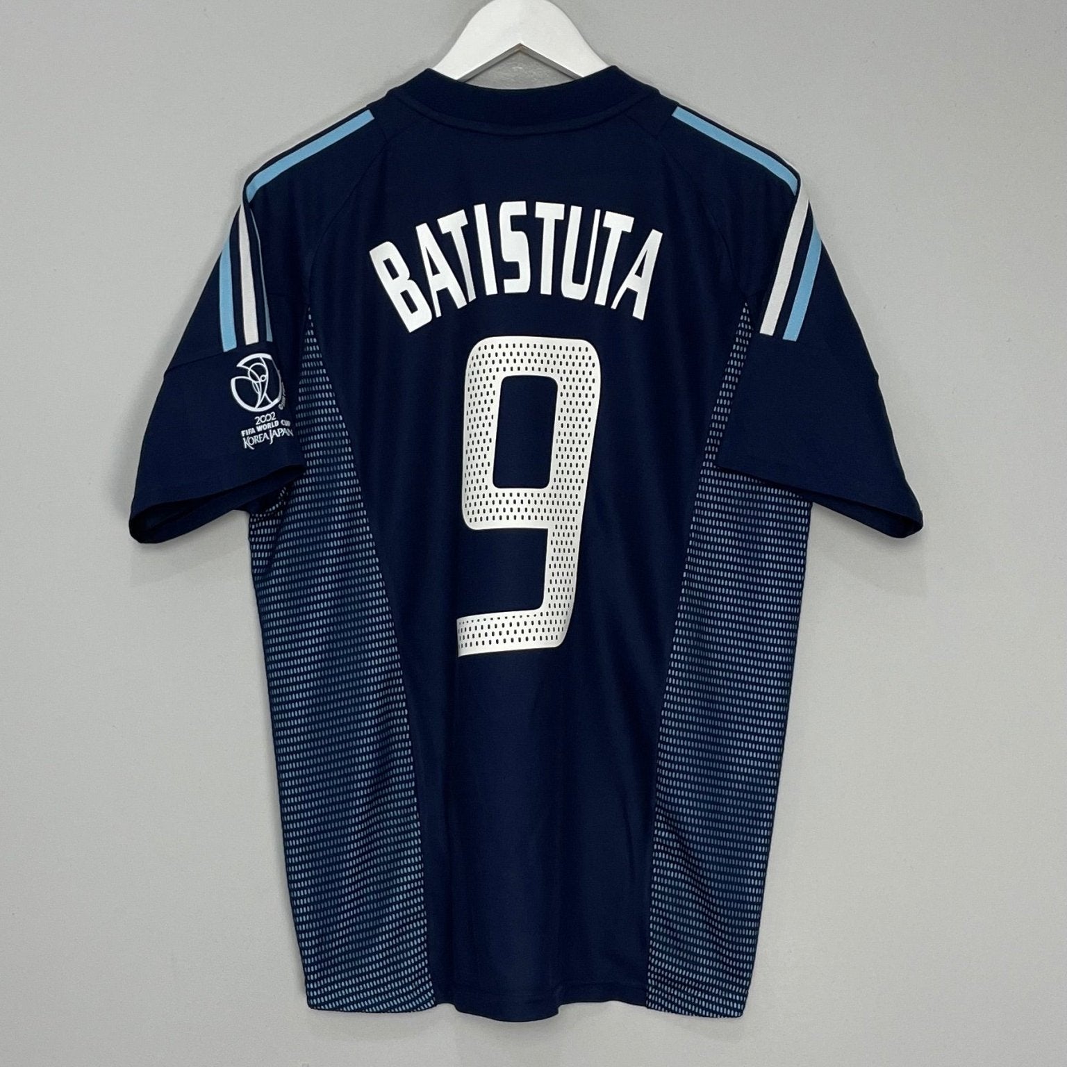 Shop 2002/04 ARGENTINA BATISTUTA #9 AWAY SHIRT (M) ADIDAS, classic football shirts, vintage football shirts & retro soccer jerseys at Cult Kits