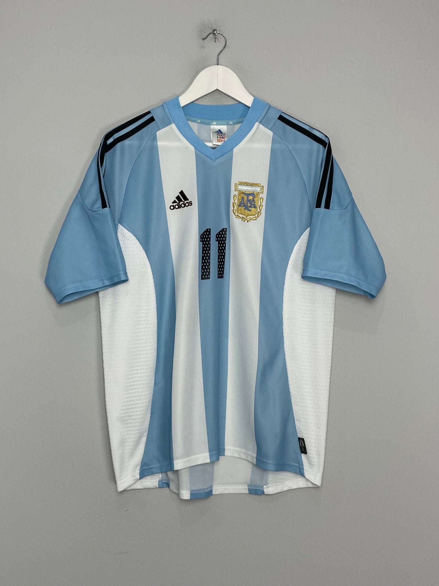 Shop 2002/04 ARGENTINA VERON #11 HOME SHIRT (M) ADIDAS, classic football shirts, vintage football shirts & retro soccer jerseys at Cult Kits