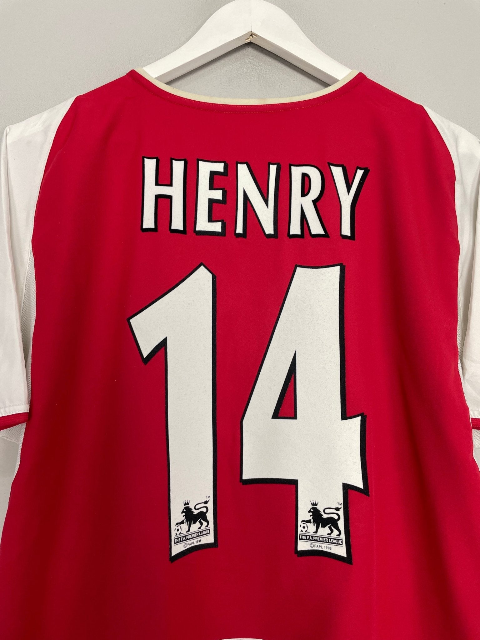Shop 2002/04 ARSENAL HENRY #14 HOME SHIRT (M) NIKE, classic football shirts, vintage football shirts & retro soccer jerseys at Cult Kits