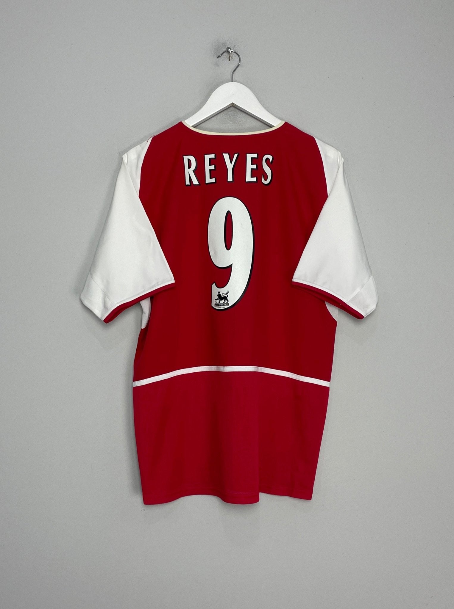 Shop 2002/04 ARSENAL REYES #9 HOME SHIRT (M) NIKE, classic football shirts, vintage football shirts & retro soccer jerseys at Cult Kits