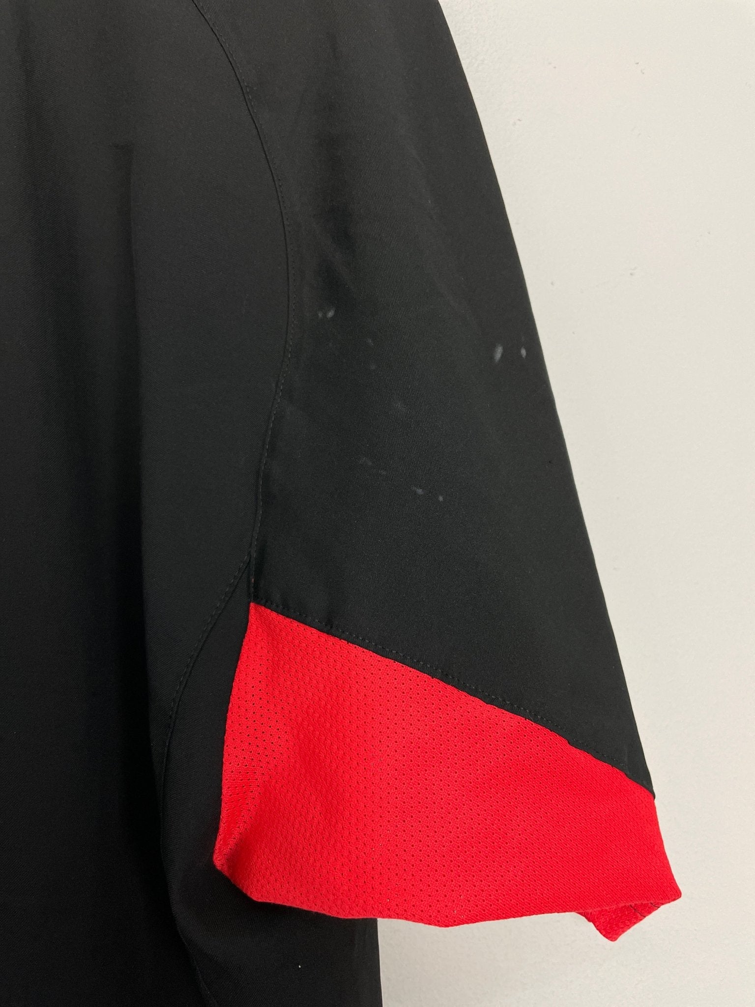 Shop 2002/04 BELGIUM AWAY SHIRT (L) NIKE, classic football shirts, vintage football shirts & retro soccer jerseys at Cult Kits
