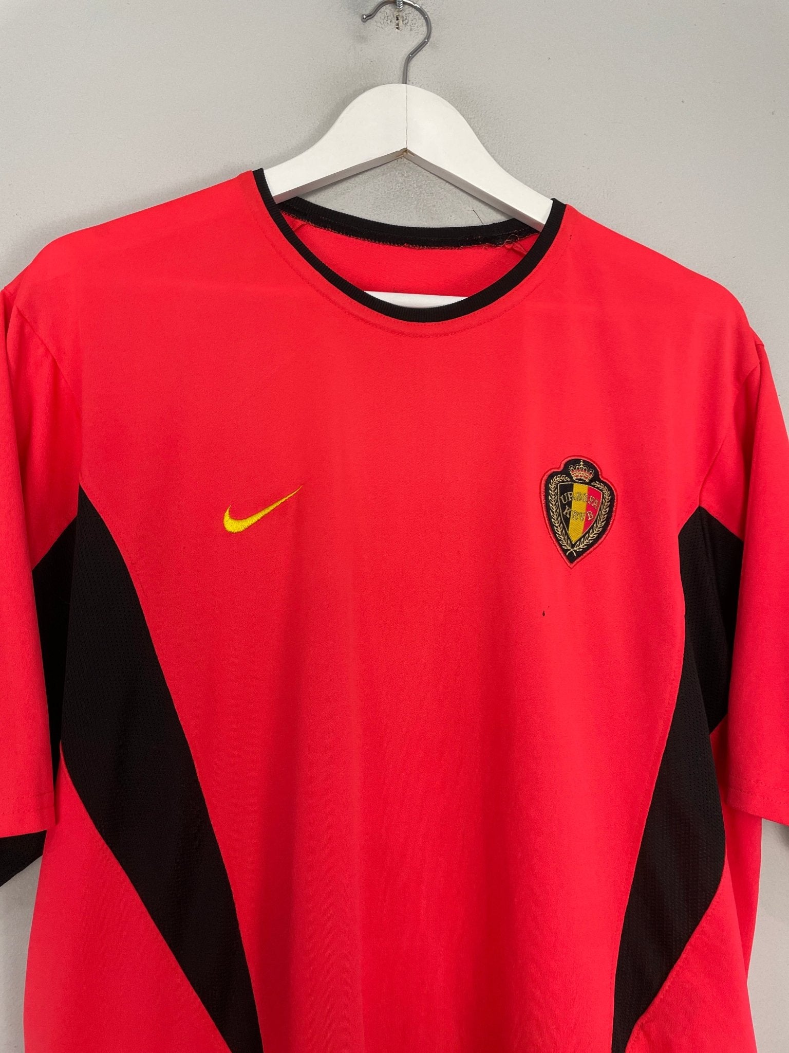 Shop 2002/04 BELGIUM HOME SHIRT (L) NIKE, classic football shirts, vintage football shirts & retro soccer jerseys at Cult Kits