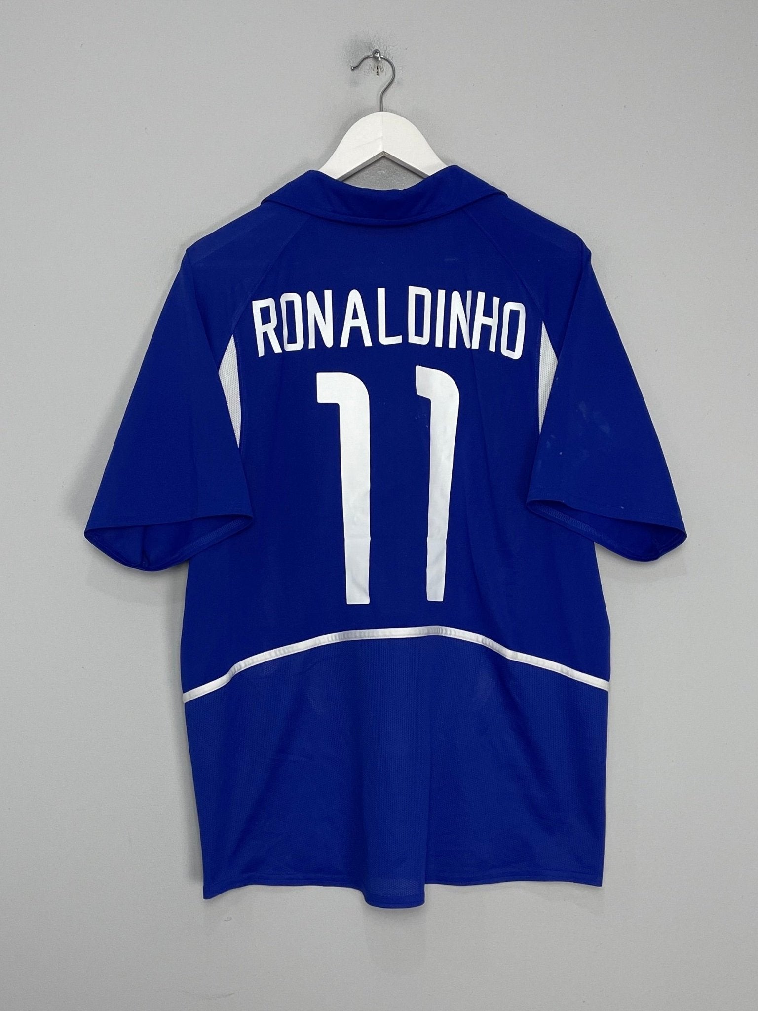 Shop 2002/04 BRAZIL RONALDINHO #11 AWAY SHIRT (L) NIKE, classic football shirts, vintage football shirts & retro soccer jerseys at Cult Kits
