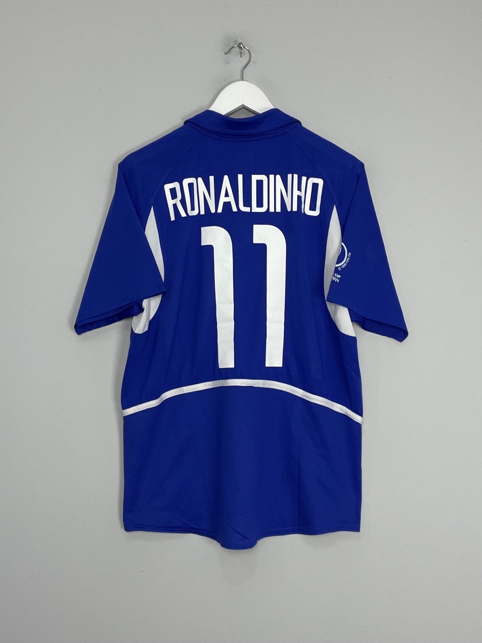 Shop 2002/04 BRAZIL RONALDINHO #11 AWAY SHIRT (M) NIKE, classic football shirts, vintage football shirts & retro soccer jerseys at Cult Kits