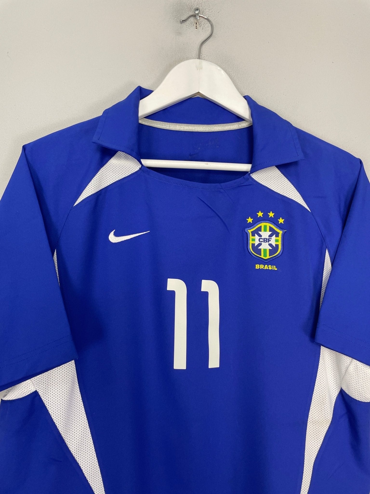 Shop 2002/04 BRAZIL RONALDINHO #11 AWAY SHIRT (S) NIKE, classic football shirts, vintage football shirts & retro soccer jerseys at Cult Kits
