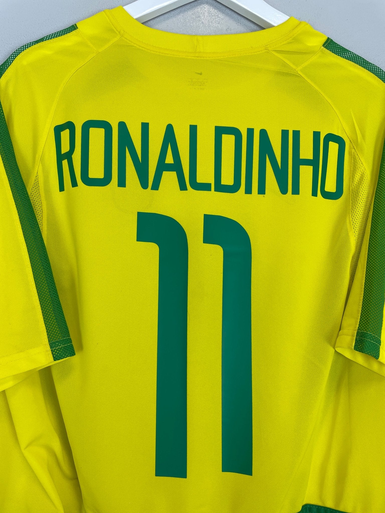 Shop 2002/04 BRAZIL RONALDINHO #11 HOME SHIRT (L) NIKE, classic football shirts, vintage football shirts & retro soccer jerseys at Cult Kits