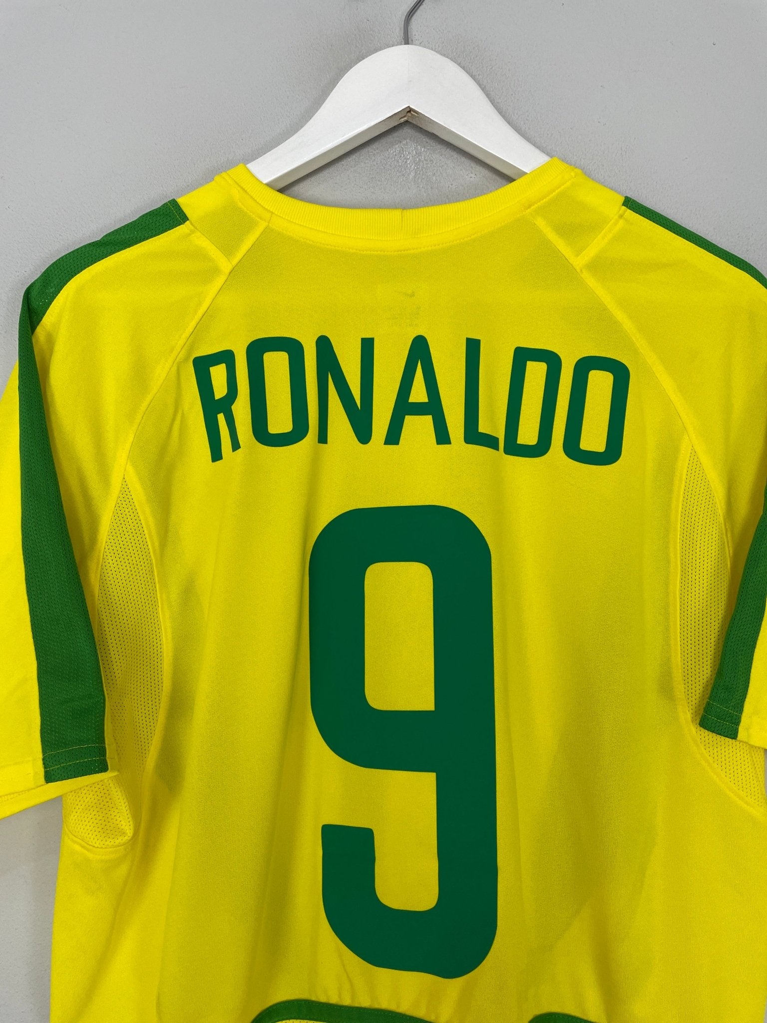 Shop 2002/04 BRAZIL RONALDO #9 HOME SHIRT (M) NIKE, classic football shirts, vintage football shirts & retro soccer jerseys at Cult Kits