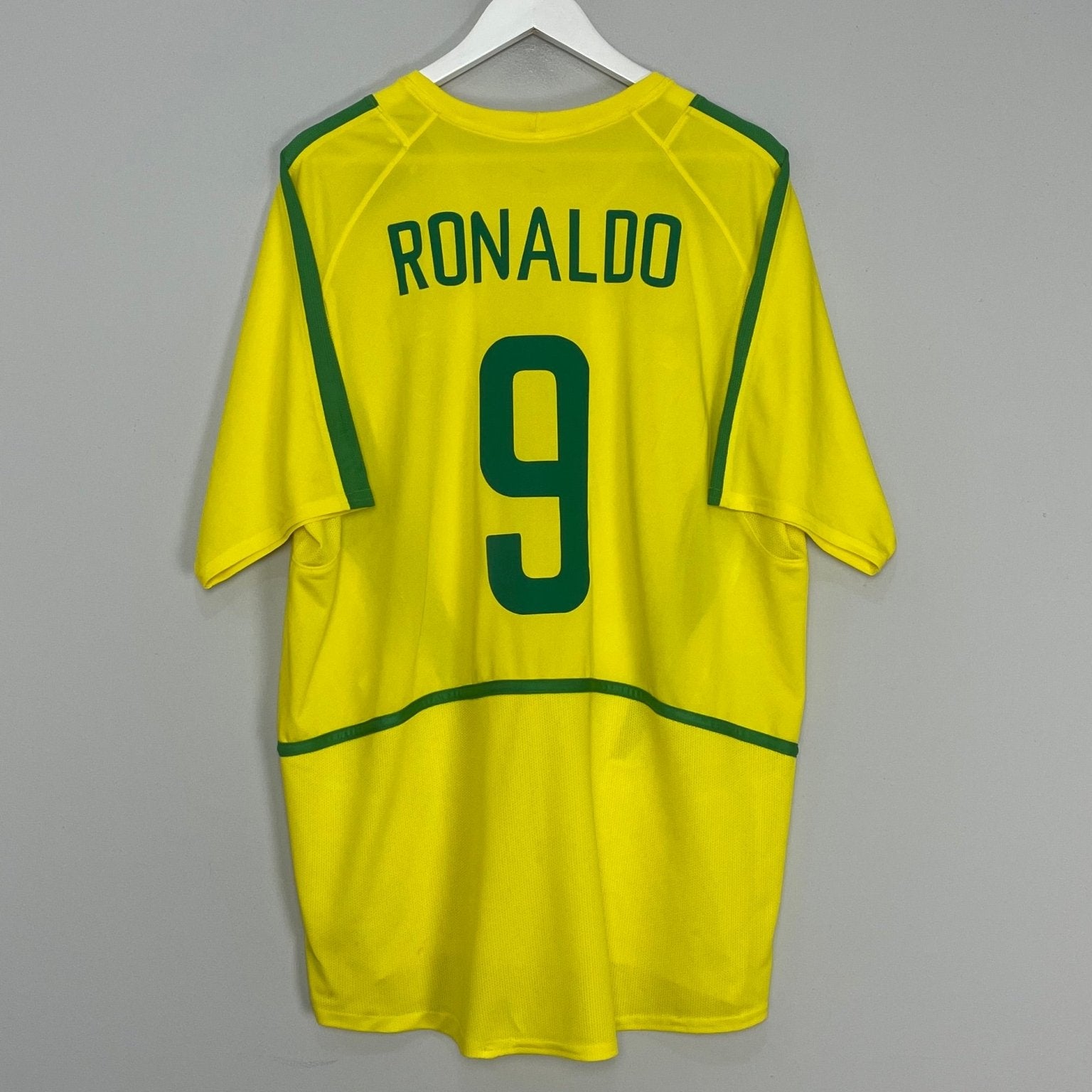 Shop 2002/04 BRAZIL RONALDO #9 HOME SHIRT (XL) NIKE, classic football shirts, vintage football shirts & retro soccer jerseys at Cult Kits