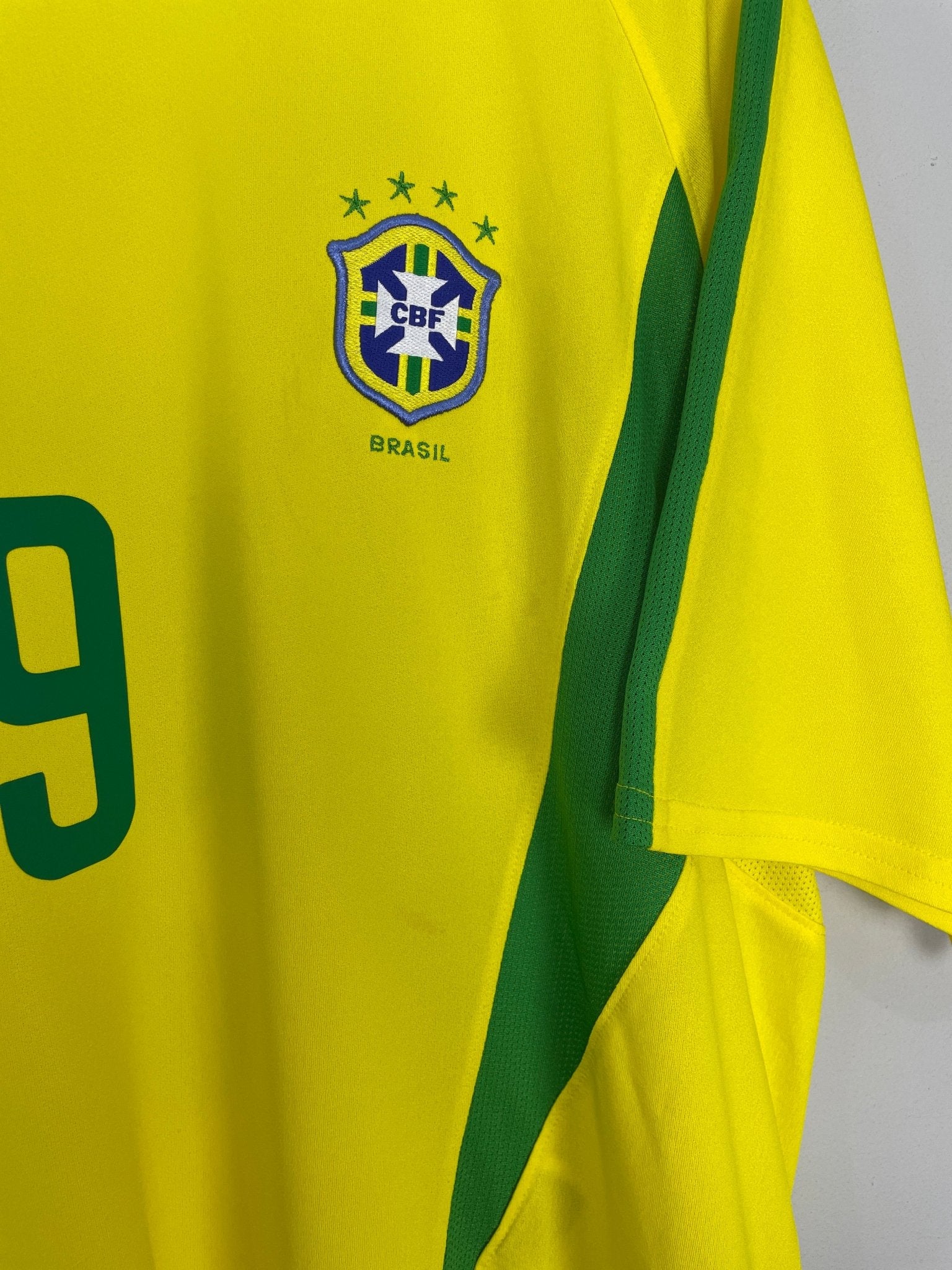 Shop 2002/04 BRAZIL RONALDO #9 HOME SHIRT (XL) NIKE, classic football shirts, vintage football shirts & retro soccer jerseys at Cult Kits