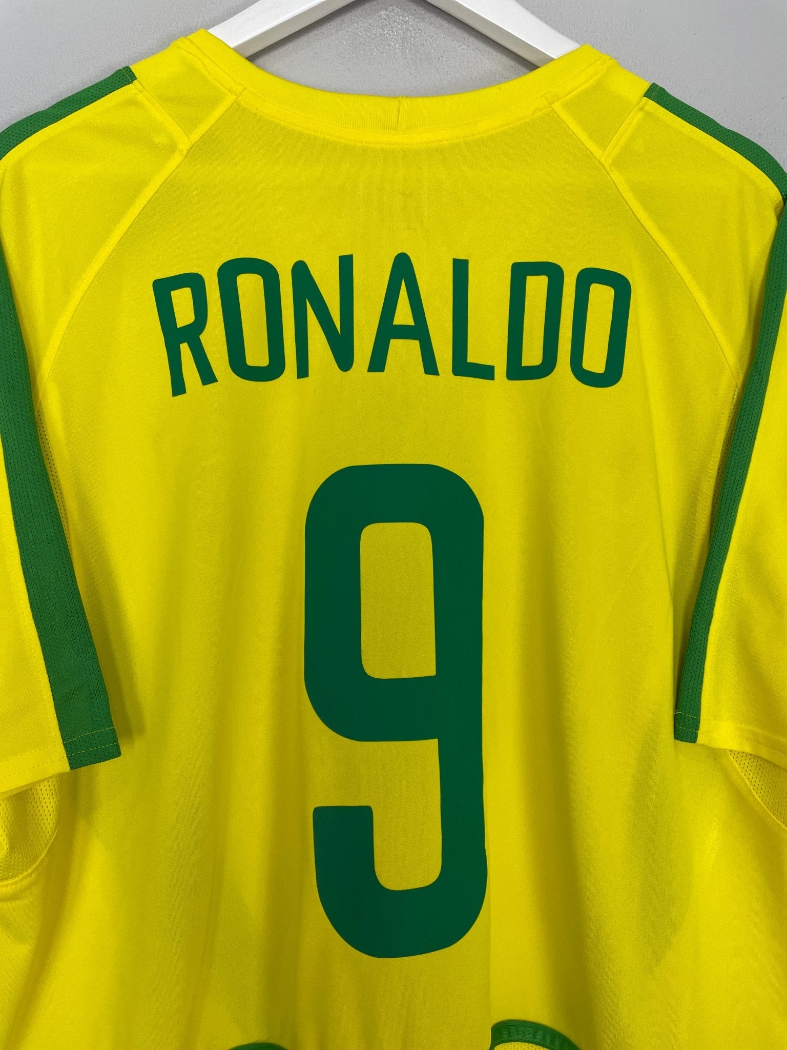 Shop 2002/04 BRAZIL RONALDO #9 HOME SHIRT (XL) NIKE, classic football shirts, vintage football shirts & retro soccer jerseys at Cult Kits