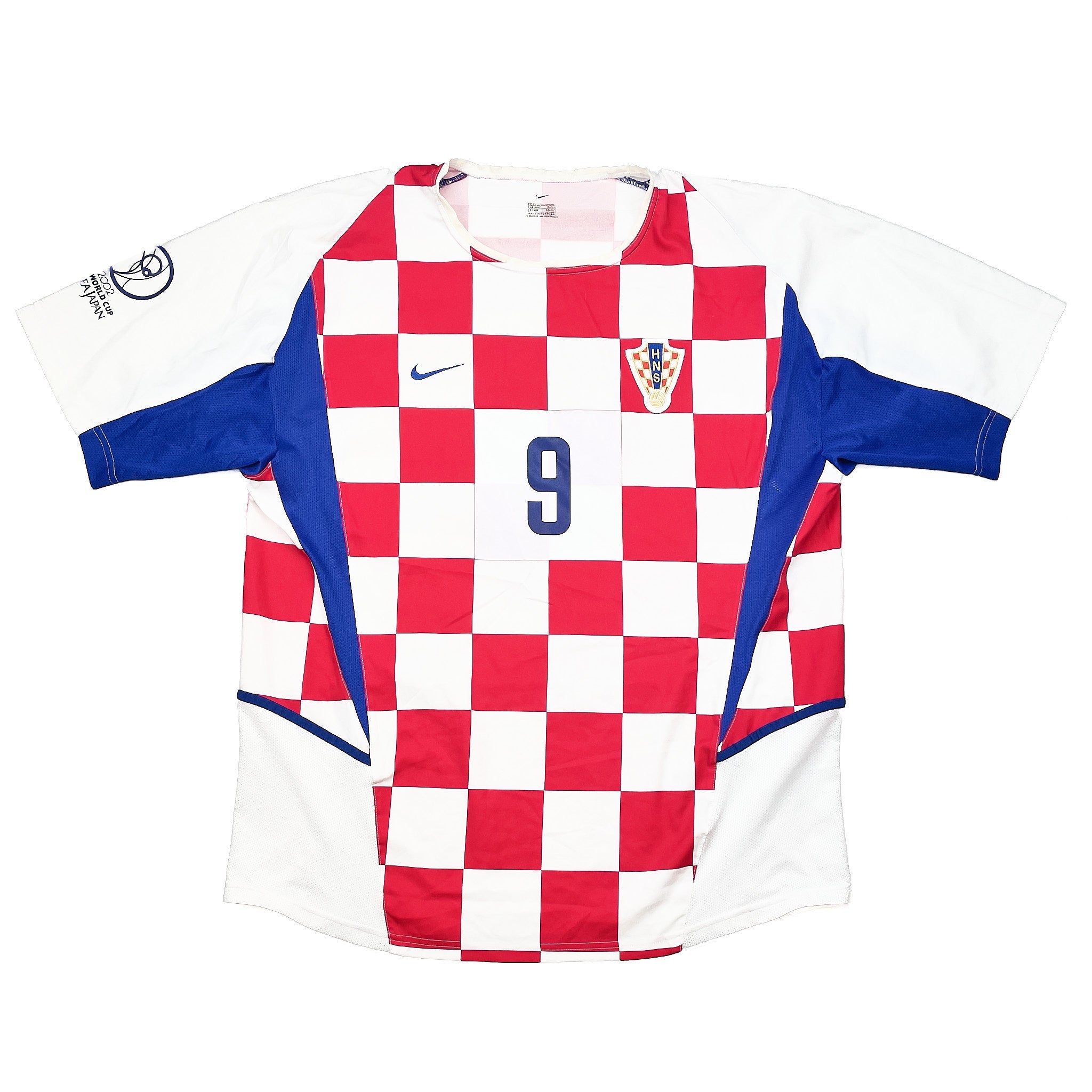 Buy 2002/04 Croatia Suker 9 Home Shirt (XL) Nike ~ Free worldwide shipping ~ Authentic Vintage Football Shirts from Cult Kits