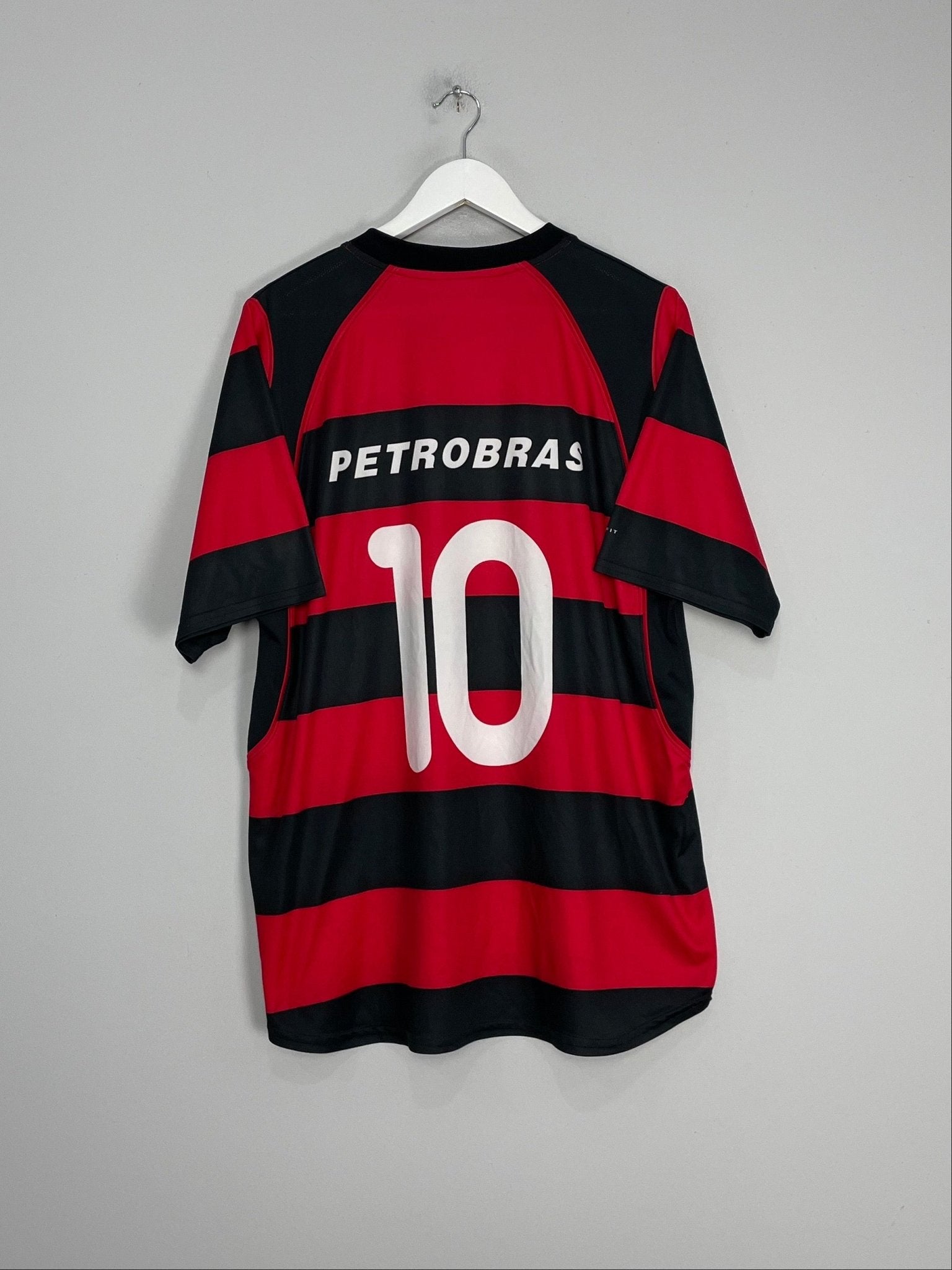 Shop 2002/04 FLAMENGO #10 HOME SHIRT (L) NIKE, classic football shirts, vintage football shirts & retro soccer jerseys at Cult Kits