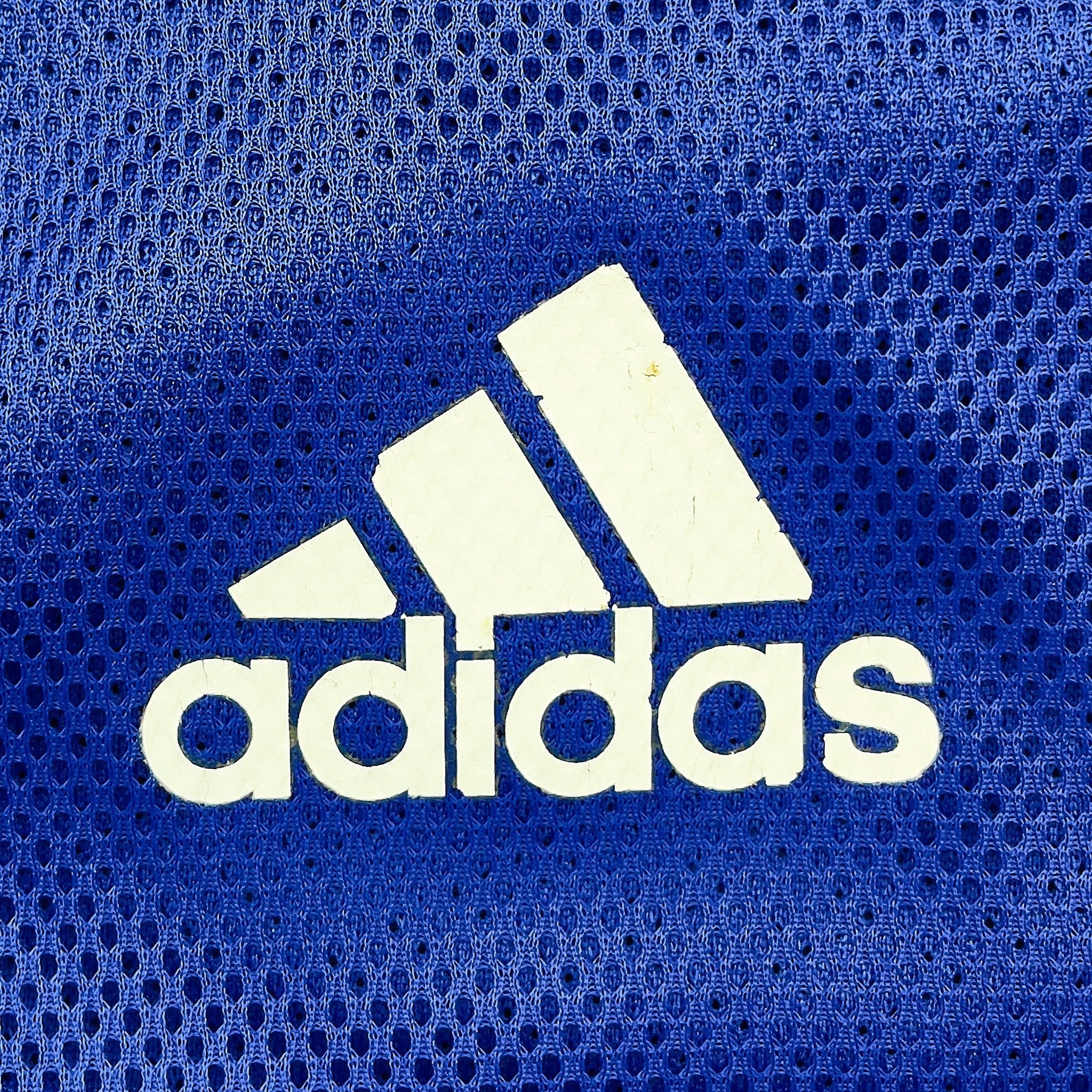 Buy 2002/04 France Zidane 10 *Player Issue* Home Shirt (M) Adidas ~ Free worldwide shipping ~ Authentic Vintage Football Shirts from Cult Kits