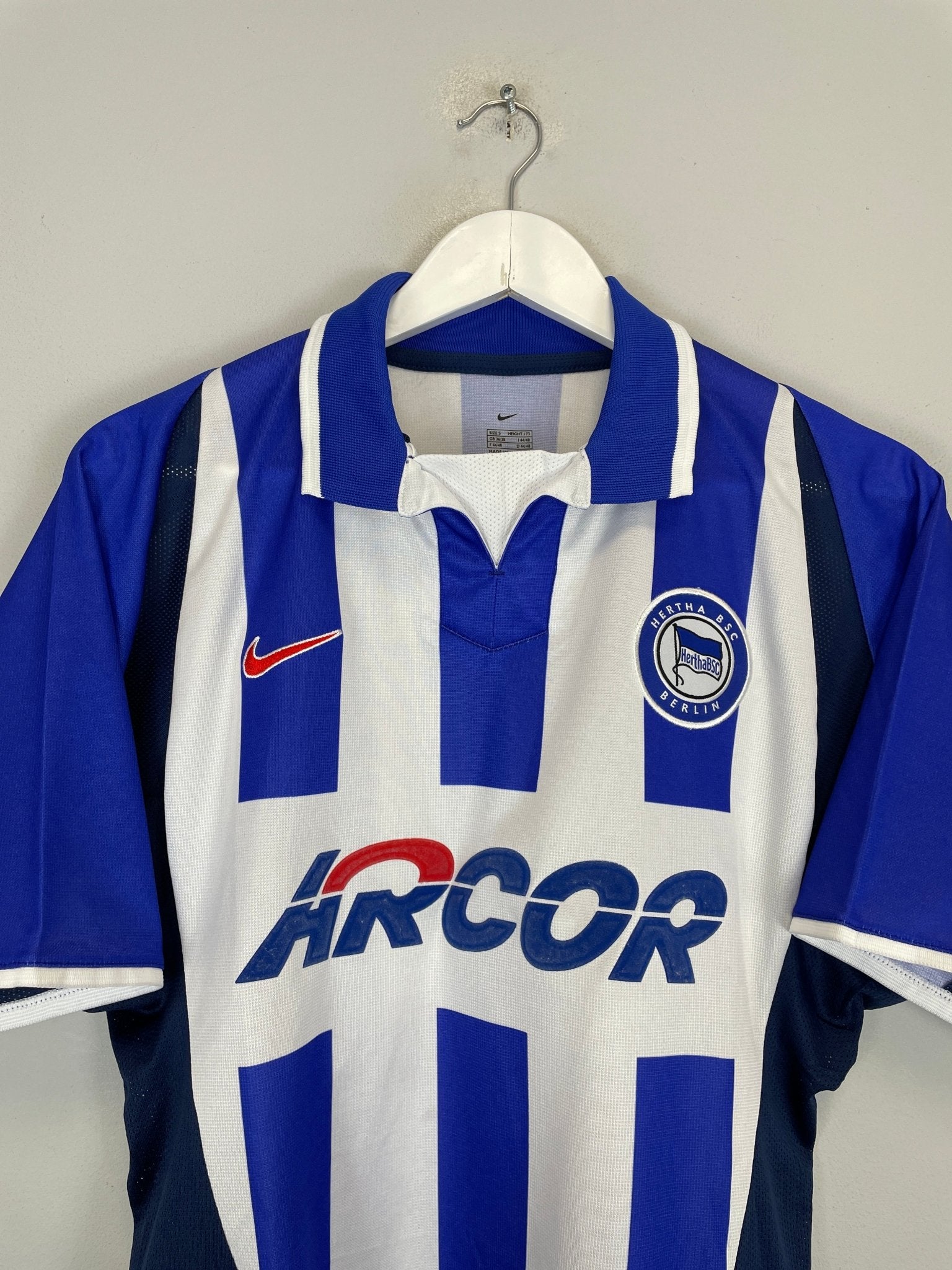 Shop 2002/04 HERTHA BERLIN MARCELINHO #10 HOME SHIRT (S) NIKE, classic football shirts, vintage football shirts & retro soccer jerseys at Cult Kits