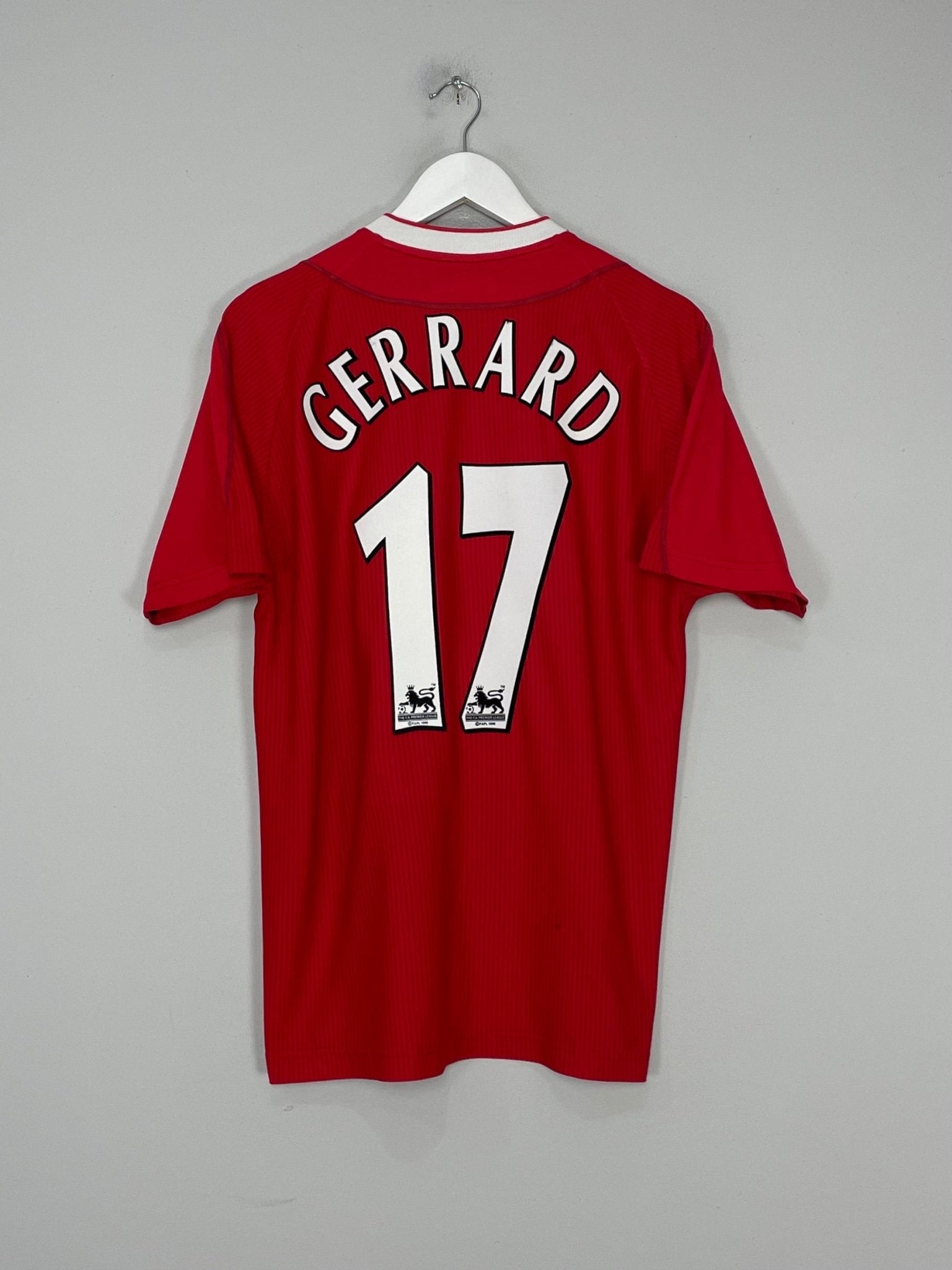 Shop 2002/04 LIVERPOOL GERRARD #17 HOME SHIRT (M) REEBOK, classic football shirts, vintage football shirts & retro soccer jerseys at Cult Kits