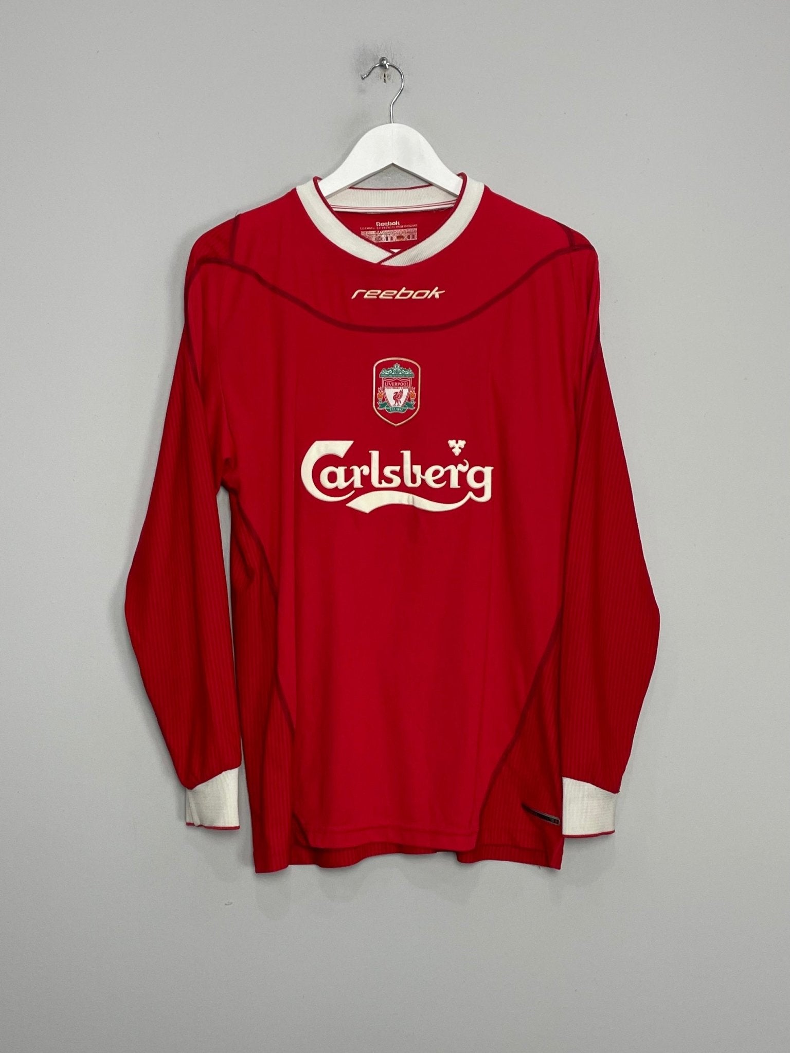 Shop 2002/04 LIVERPOOL GERRARD #17 L/S HOME SHIRT (M) REEBOK, classic football shirts, vintage football shirts & retro soccer jerseys at Cult Kits