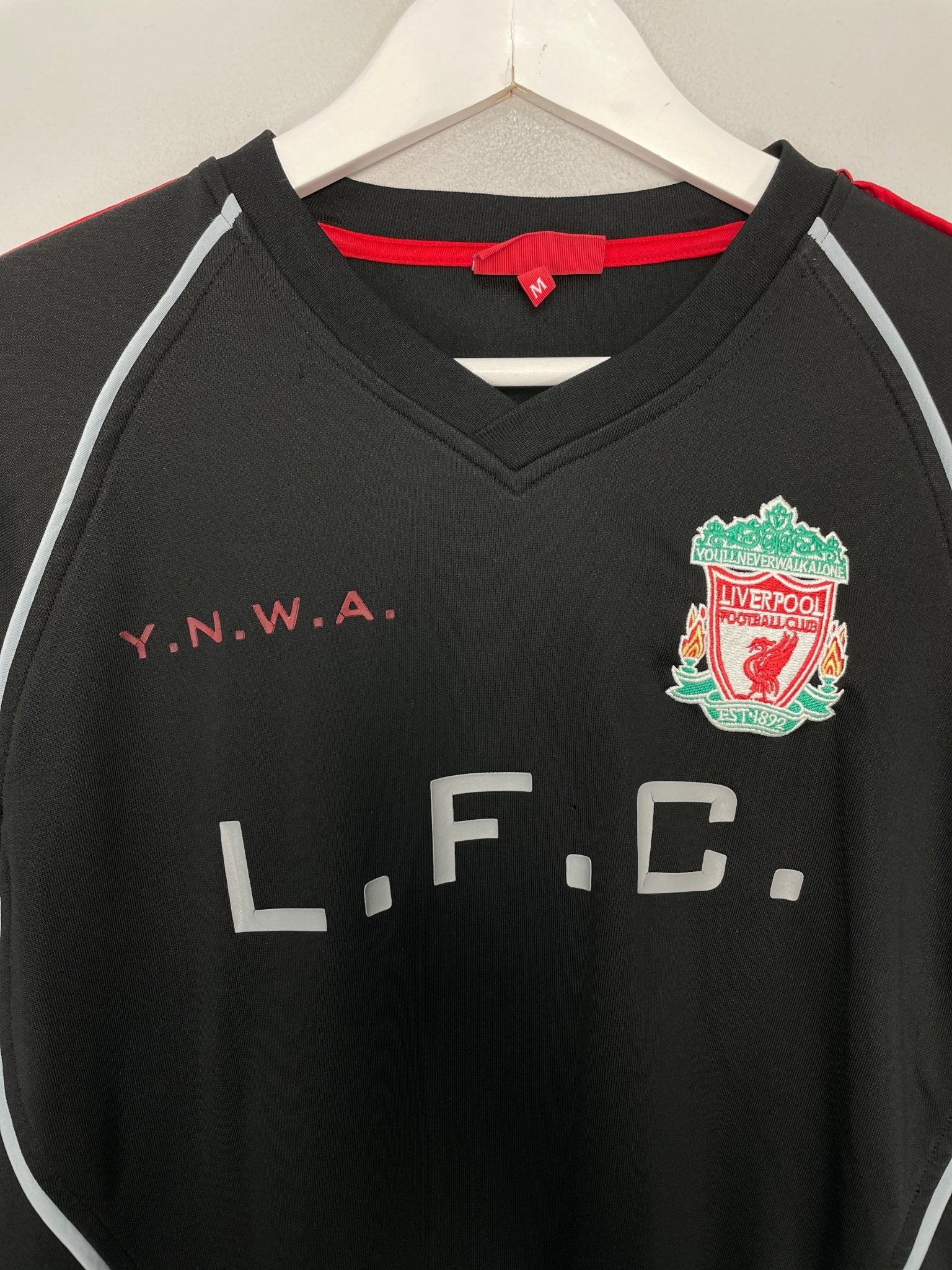 Shop 2002/04 LIVERPOOL SWEATSHIRT (M) OM, classic football shirts, vintage football shirts & retro soccer jerseys at Cult Kits