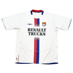 Buy 2002/04 Lyon Juninho 8 Home Shirt (XXL) Umbro ~ Free worldwide shipping ~ Authentic Vintage Football Shirts from Cult Kits