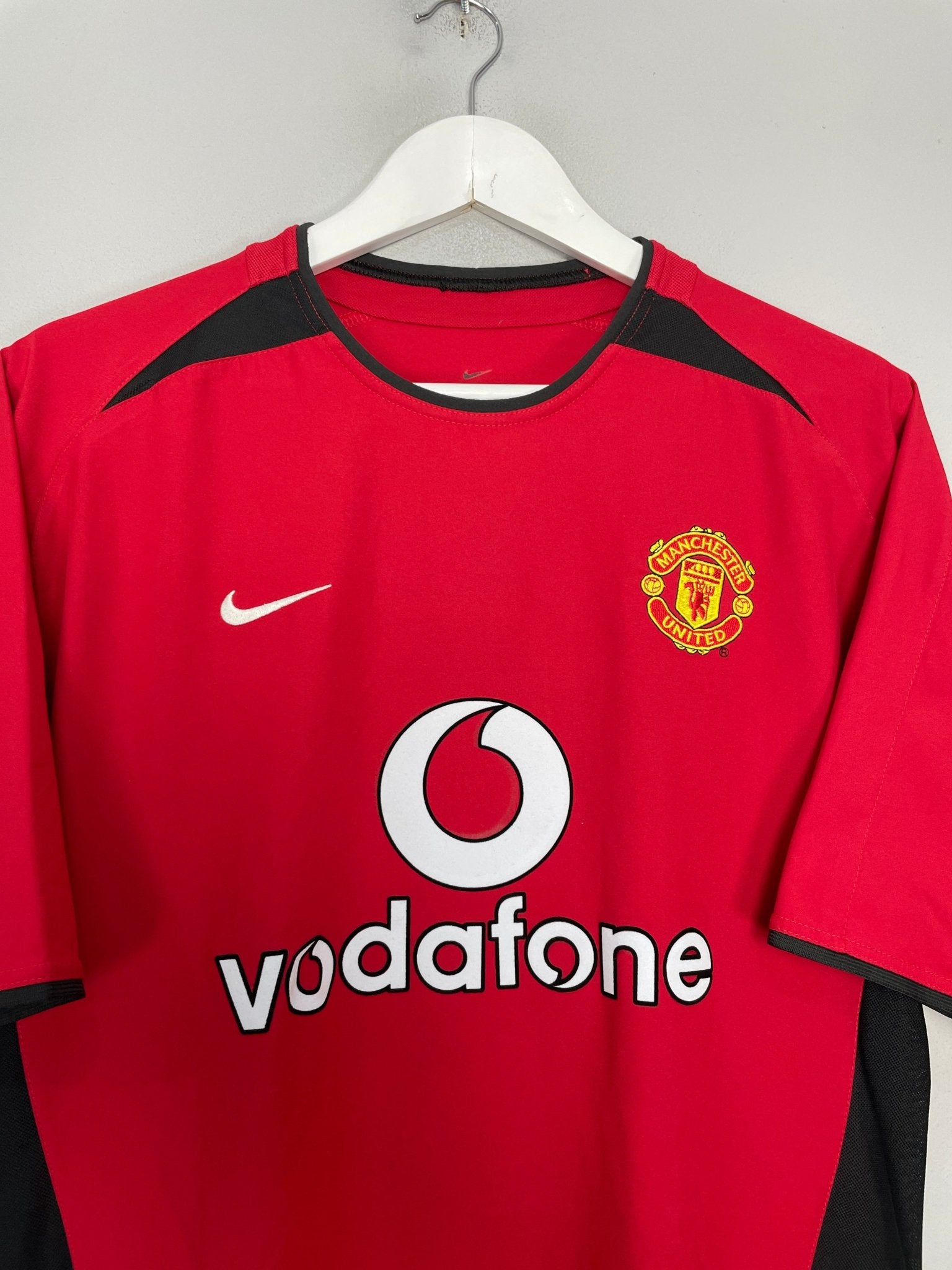 Shop 2002/04 MANCHESTER UNITED BECKHAM #7 HOME SHIRT (M) NIKE, classic football shirts, vintage football shirts & retro soccer jerseys at Cult Kits