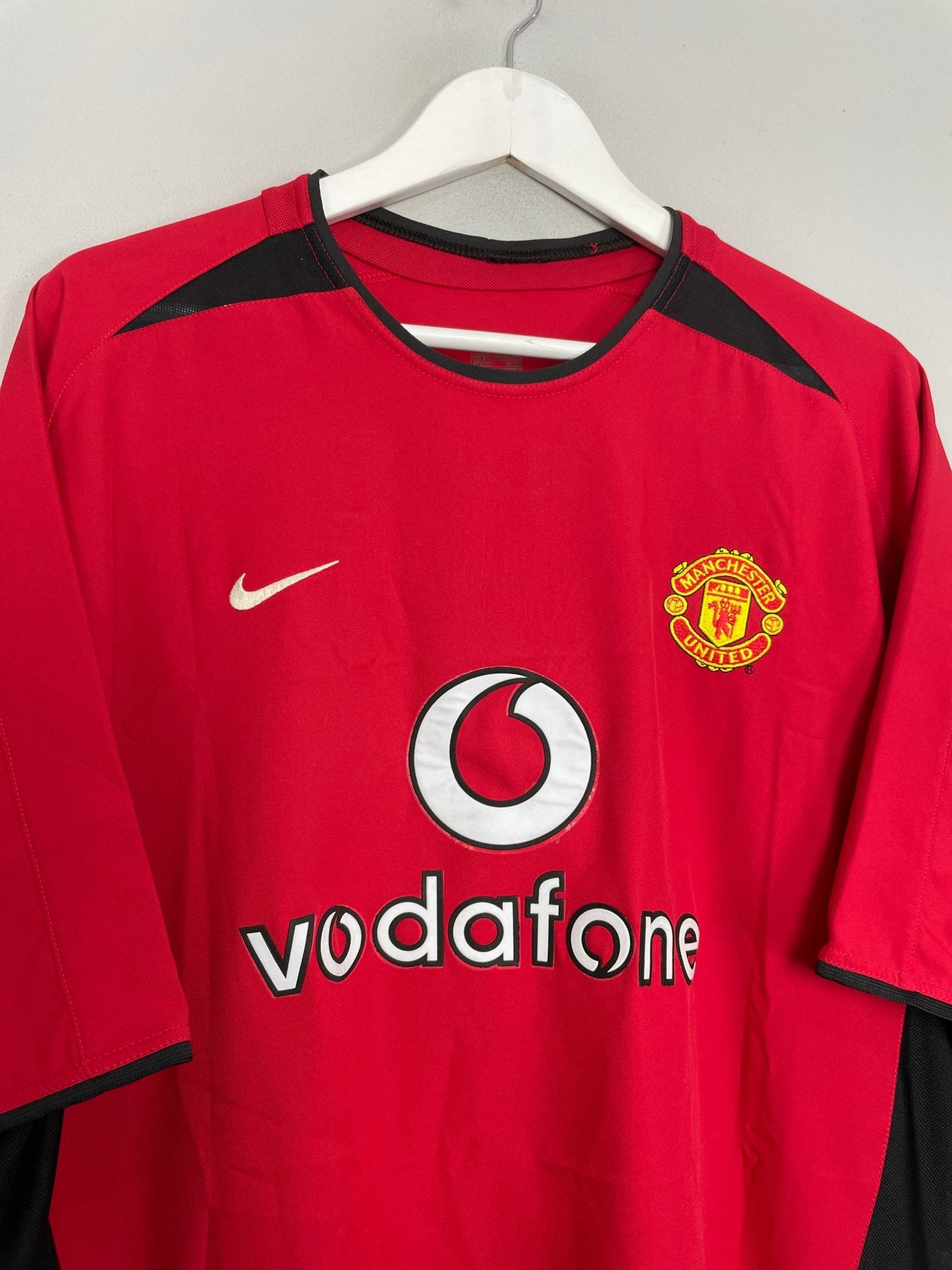Shop 2002/04 MANCHESTER UNITED BECKHAM #7 HOME SHIRT (XL) NIKE, classic football shirts, vintage football shirts & retro soccer jerseys at Cult Kits
