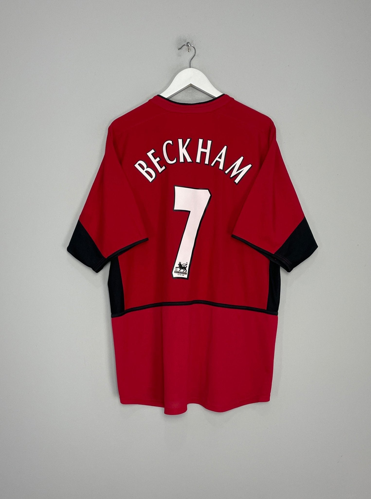Shop 2002/04 MANCHESTER UNITED BECKHAM #7 HOME SHIRT (XL) NIKE, classic football shirts, vintage football shirts & retro soccer jerseys at Cult Kits