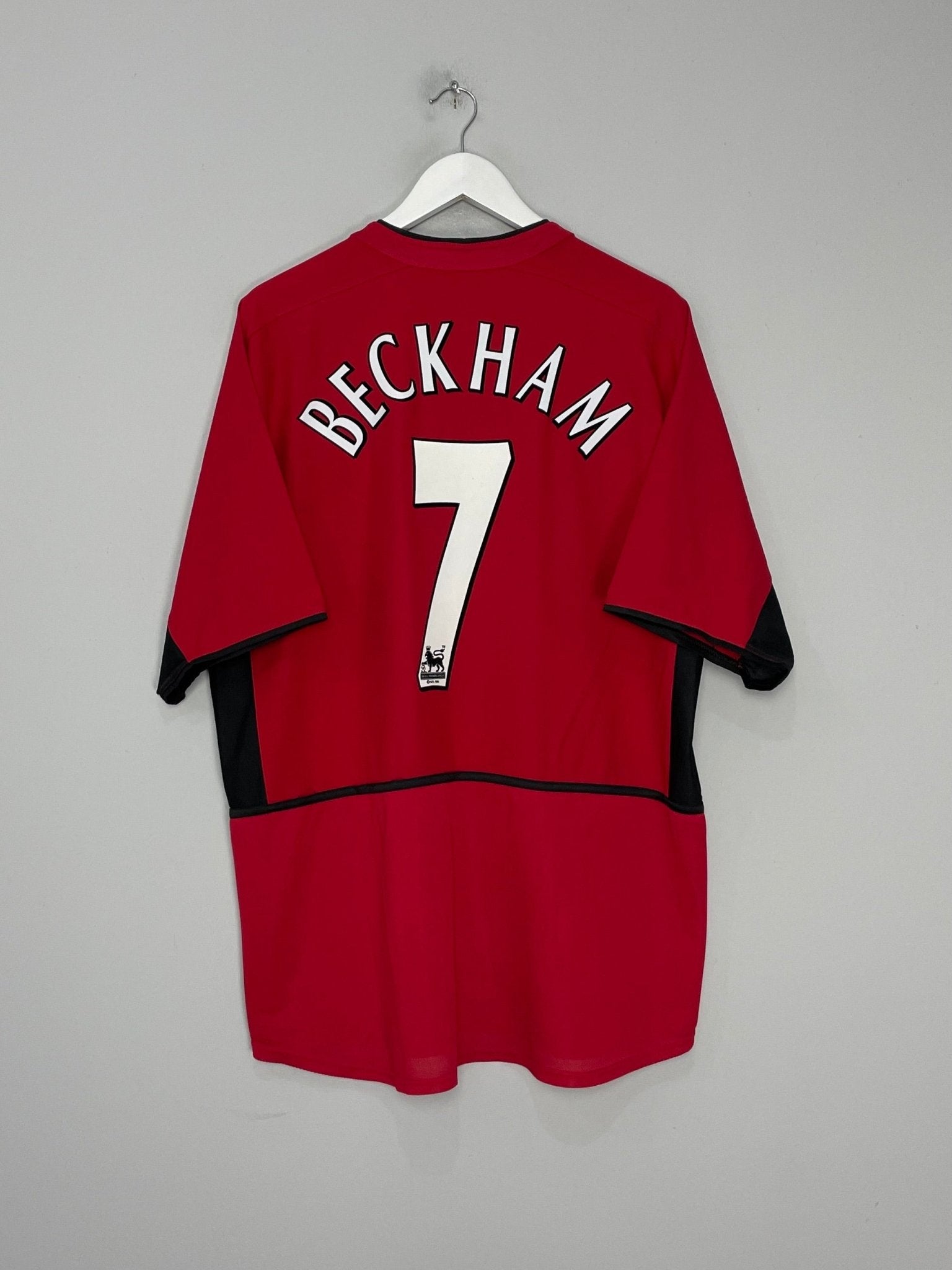 Shop 2002/04 MANCHESTER UNITED BECKHAM #7 HOME SHIRT (XL) NIKE, classic football shirts, vintage football shirts & retro soccer jerseys at Cult Kits