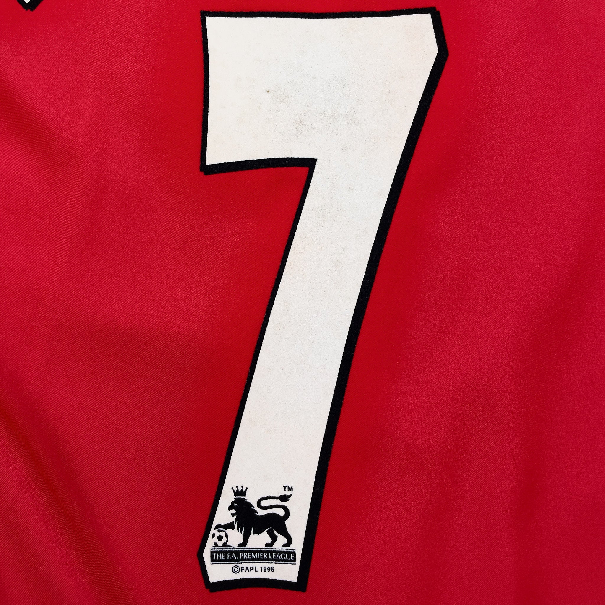 Buy 2002/04 Manchester United Beckham 7 Home Shirt (XL) Nike ~ Free worldwide shipping ~ Authentic Vintage Football Shirts from Cult Kits